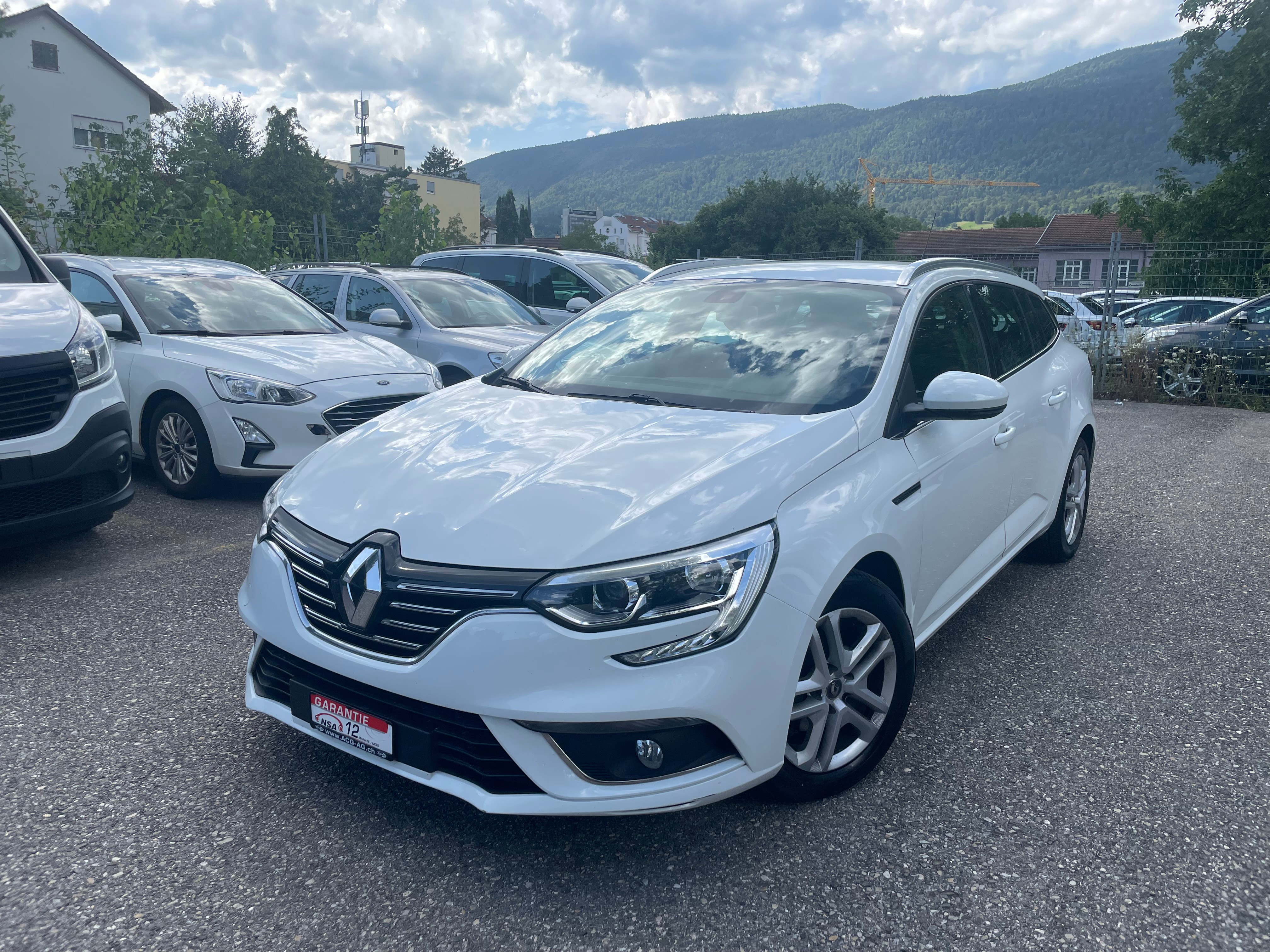 RENAULT Mégane Grandtour 1.5 dCi Business EDC * Gr.Navi * Klima-auto * Tempomat * PDC H * Frisch Ab MFK