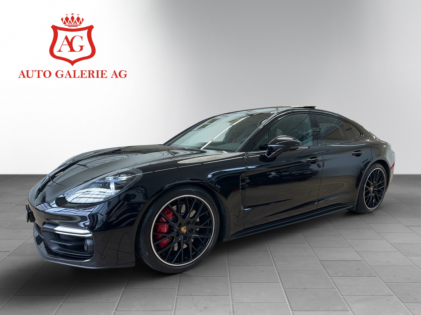 PORSCHE Panamera GTS PDK