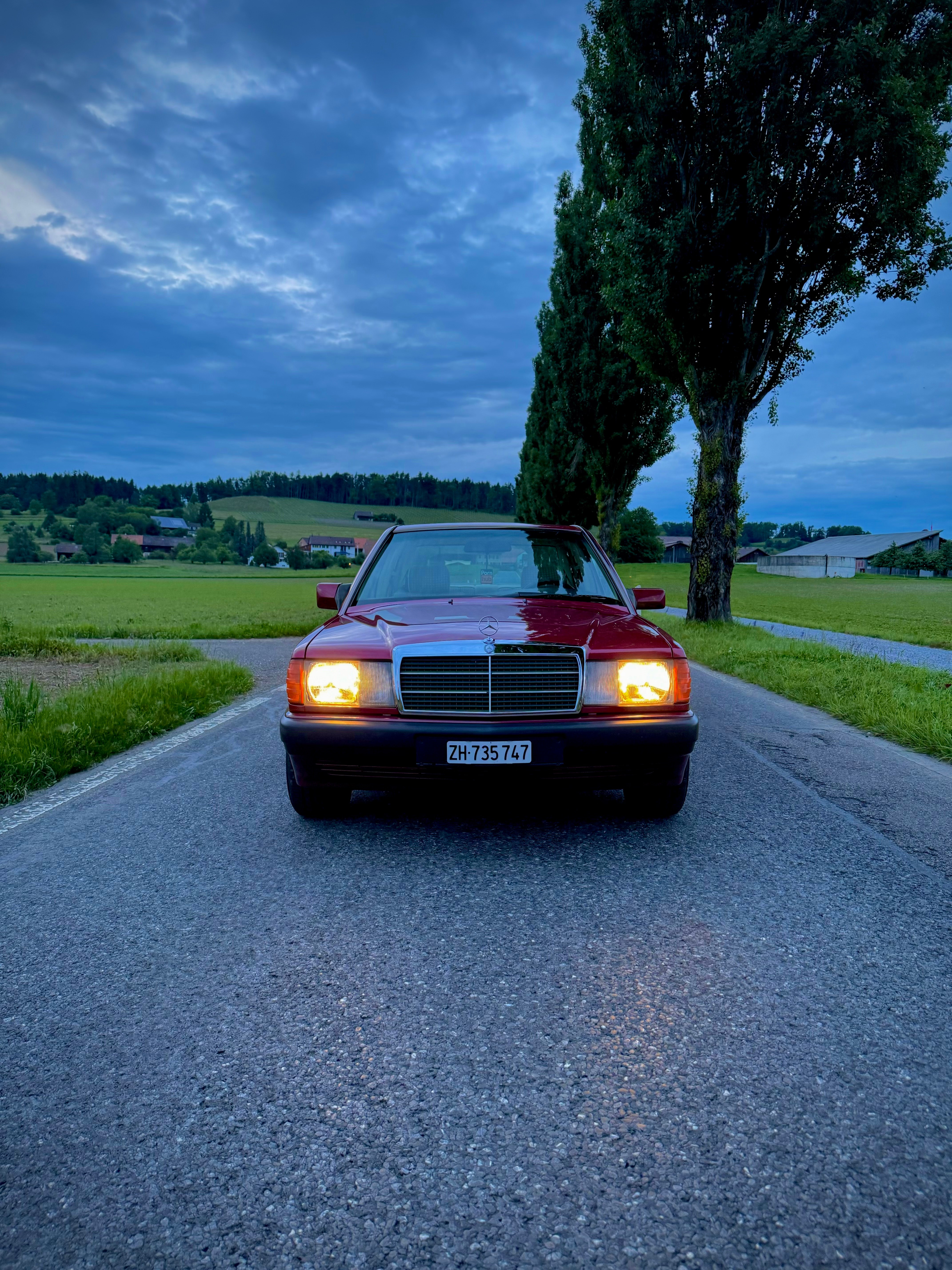 MERCEDES-BENZ 190 E 2.3