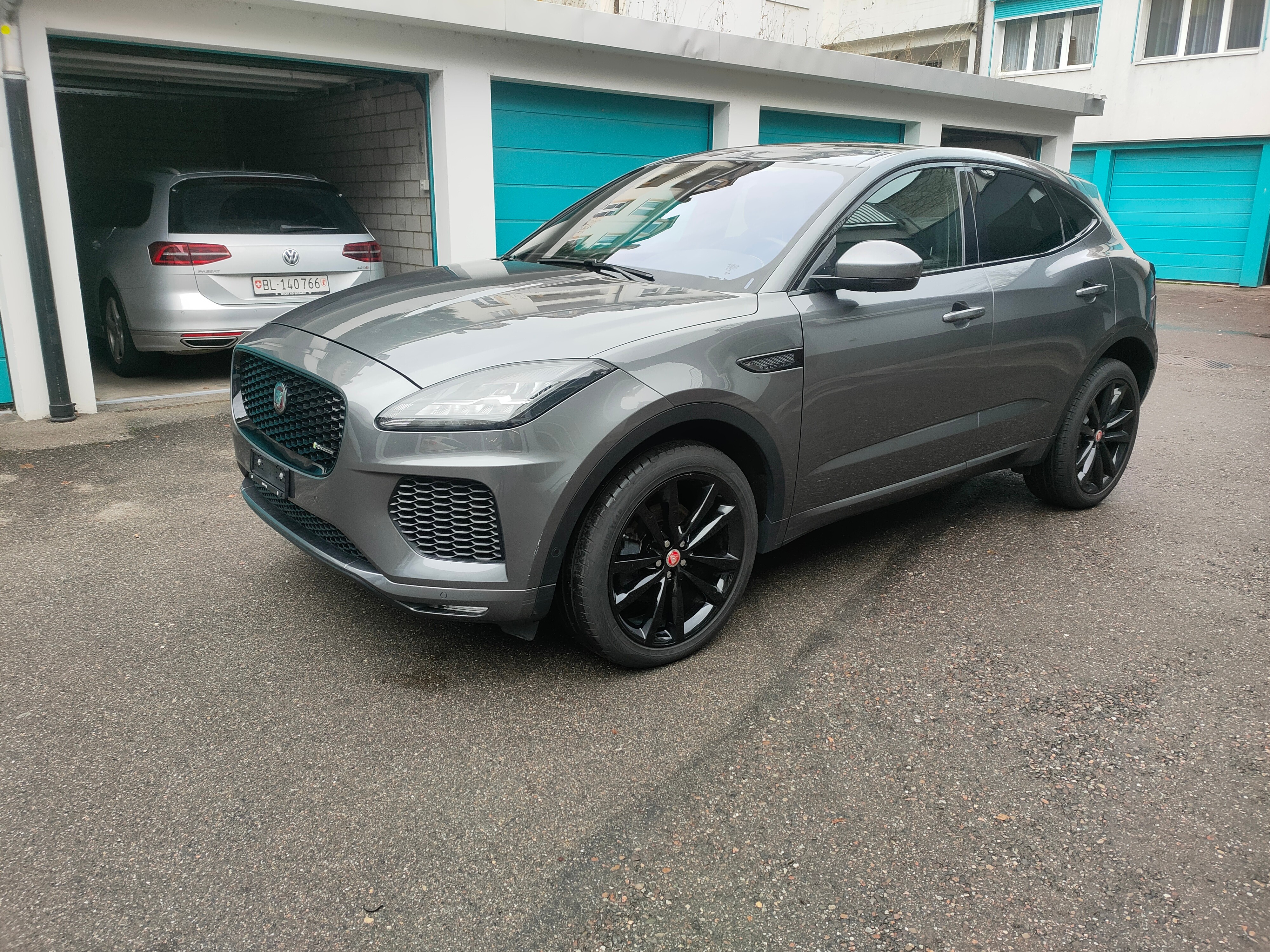 JAGUAR E-Pace 2.0d D180 R-Dynamic AWD Automatik