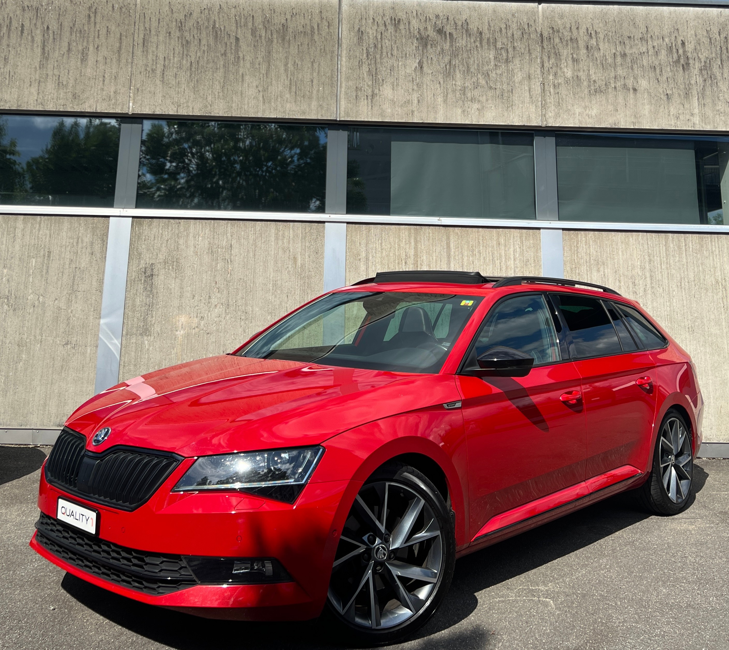 SKODA Superb Combi 2.0 TDi Sport Line DSG