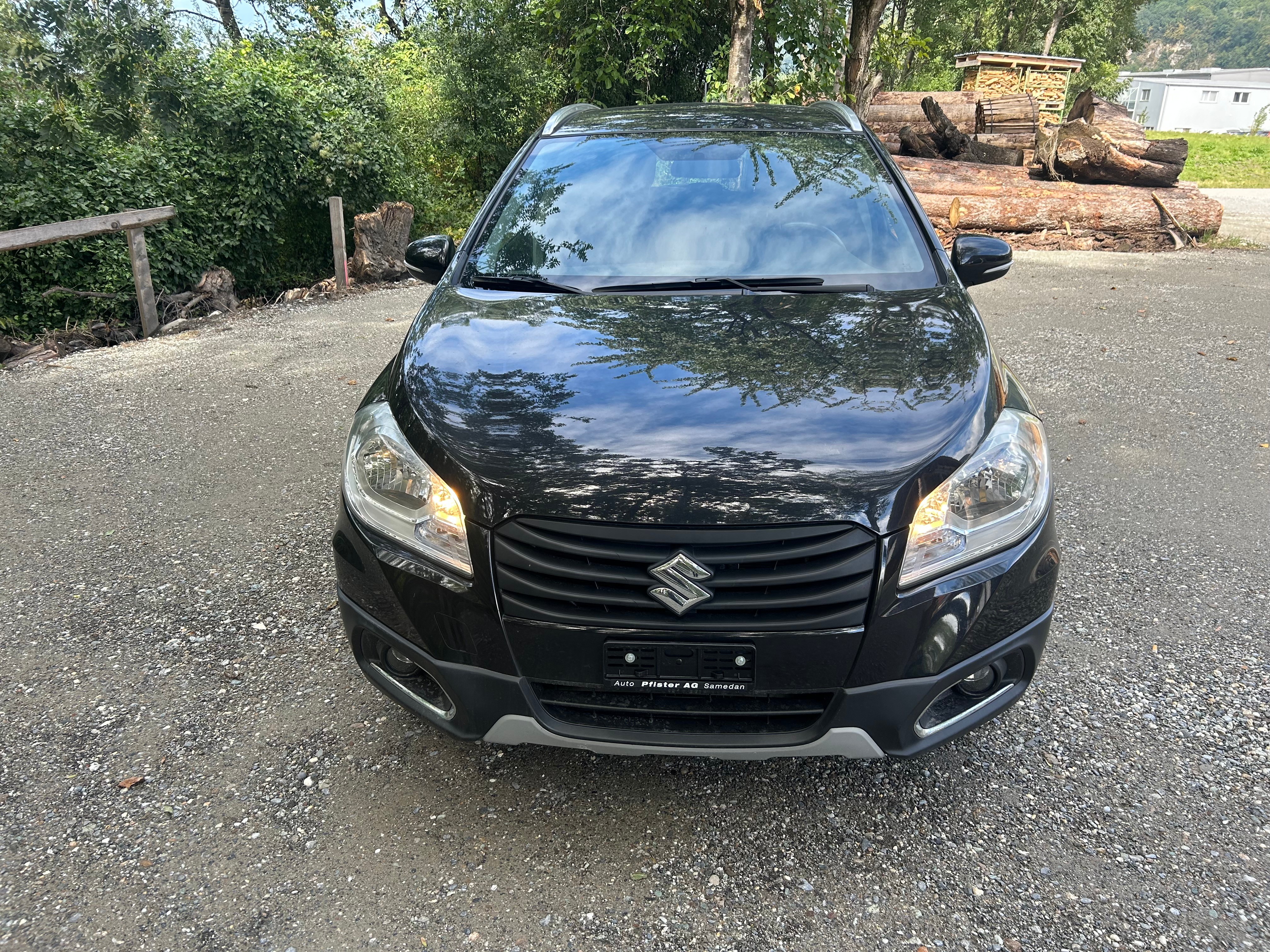 SUZUKI Sx4