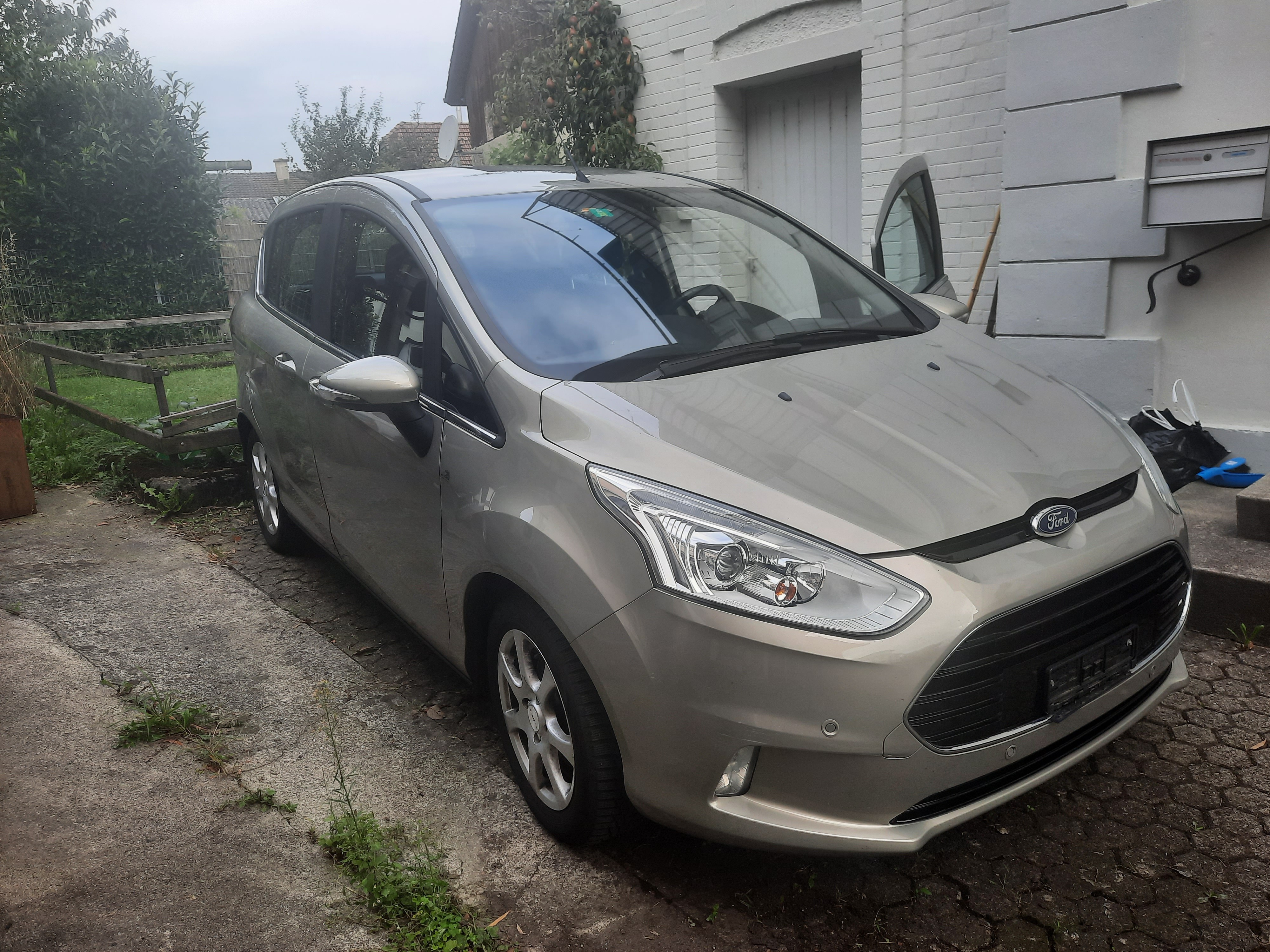 FORD B-Max 1.0 SCTi Titanium