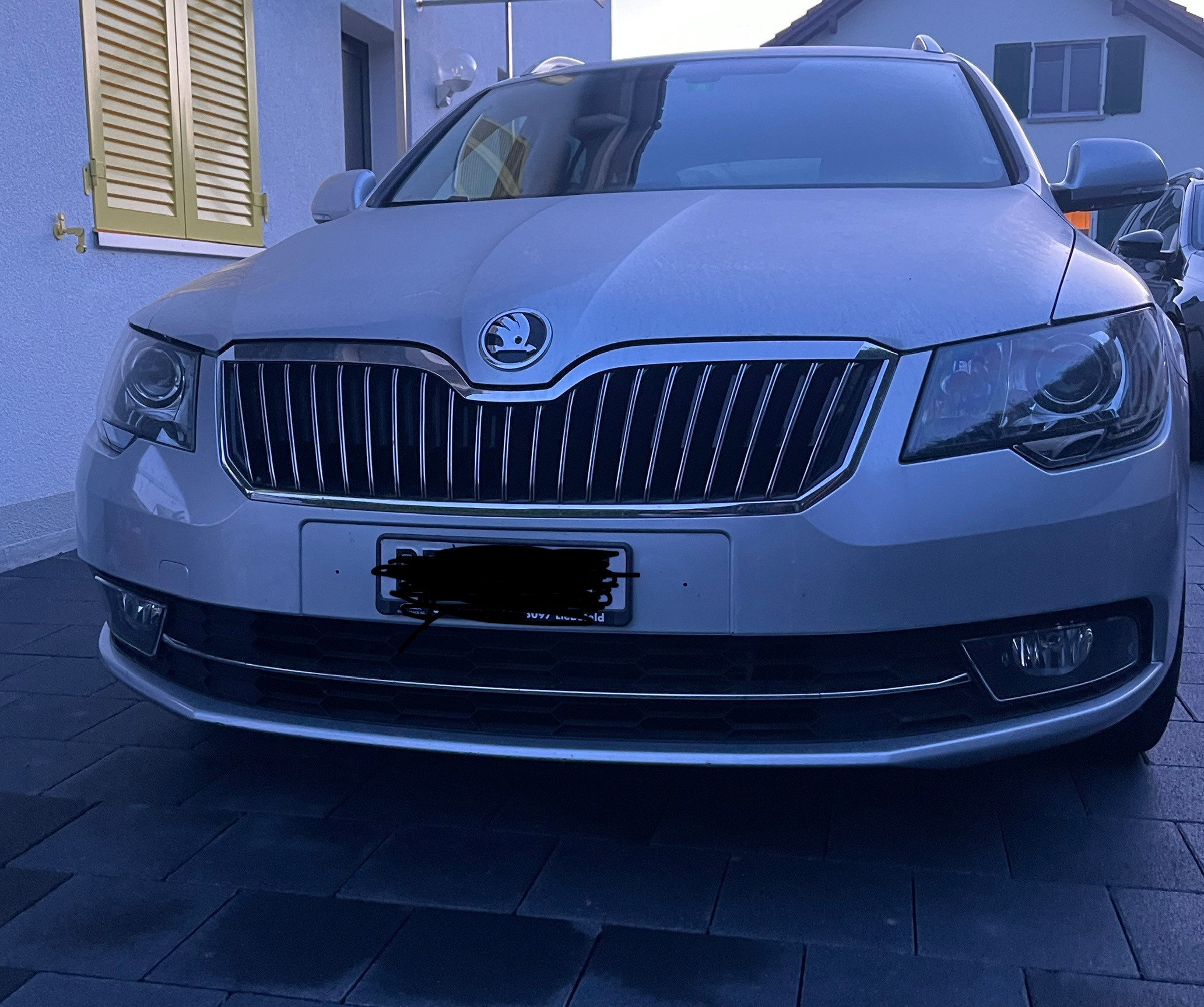 SKODA Superb Combi 2.0 TDi Business 4x4 DSG