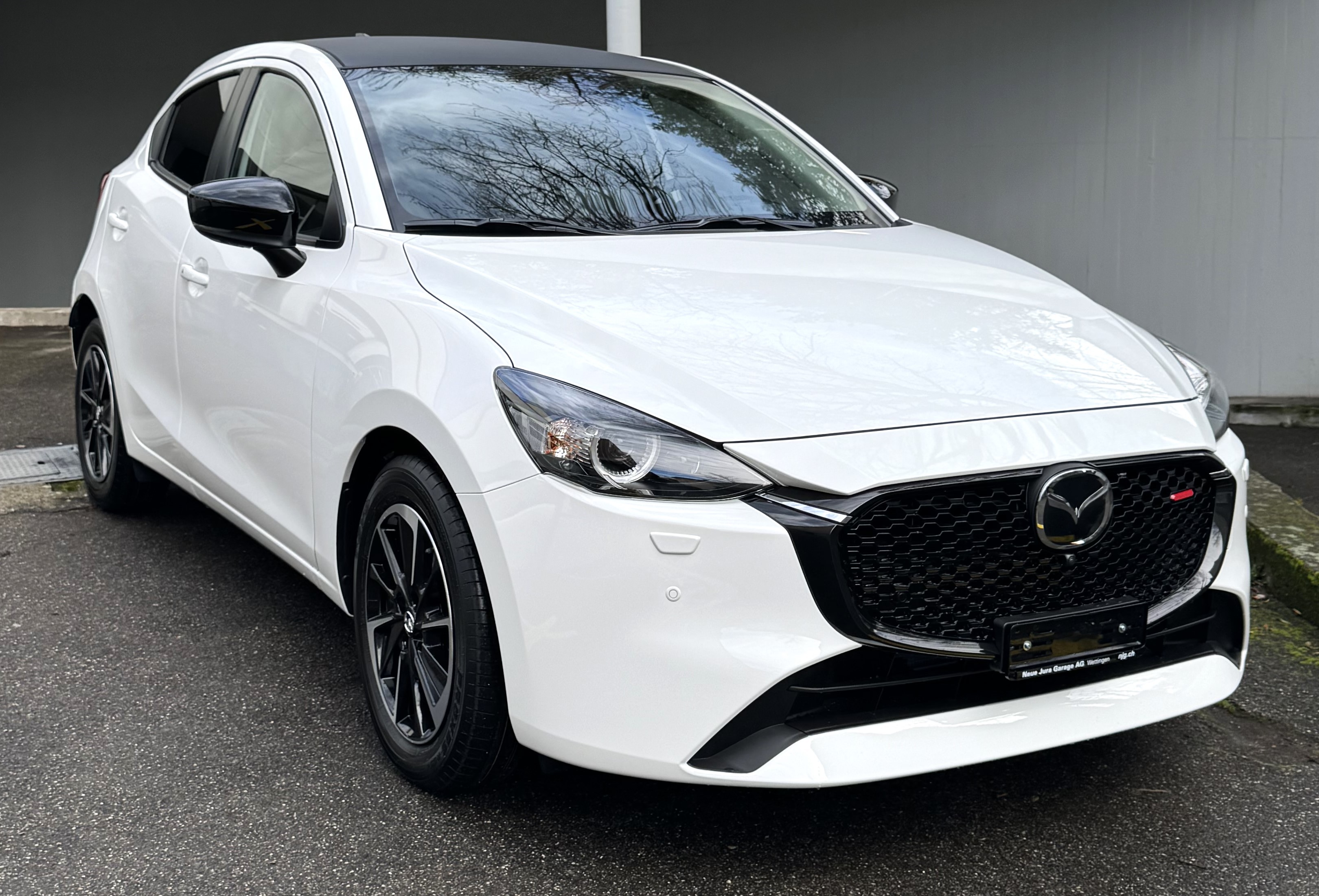 MAZDA 2 SKYACTIV-G 90 Homura Aka Automat