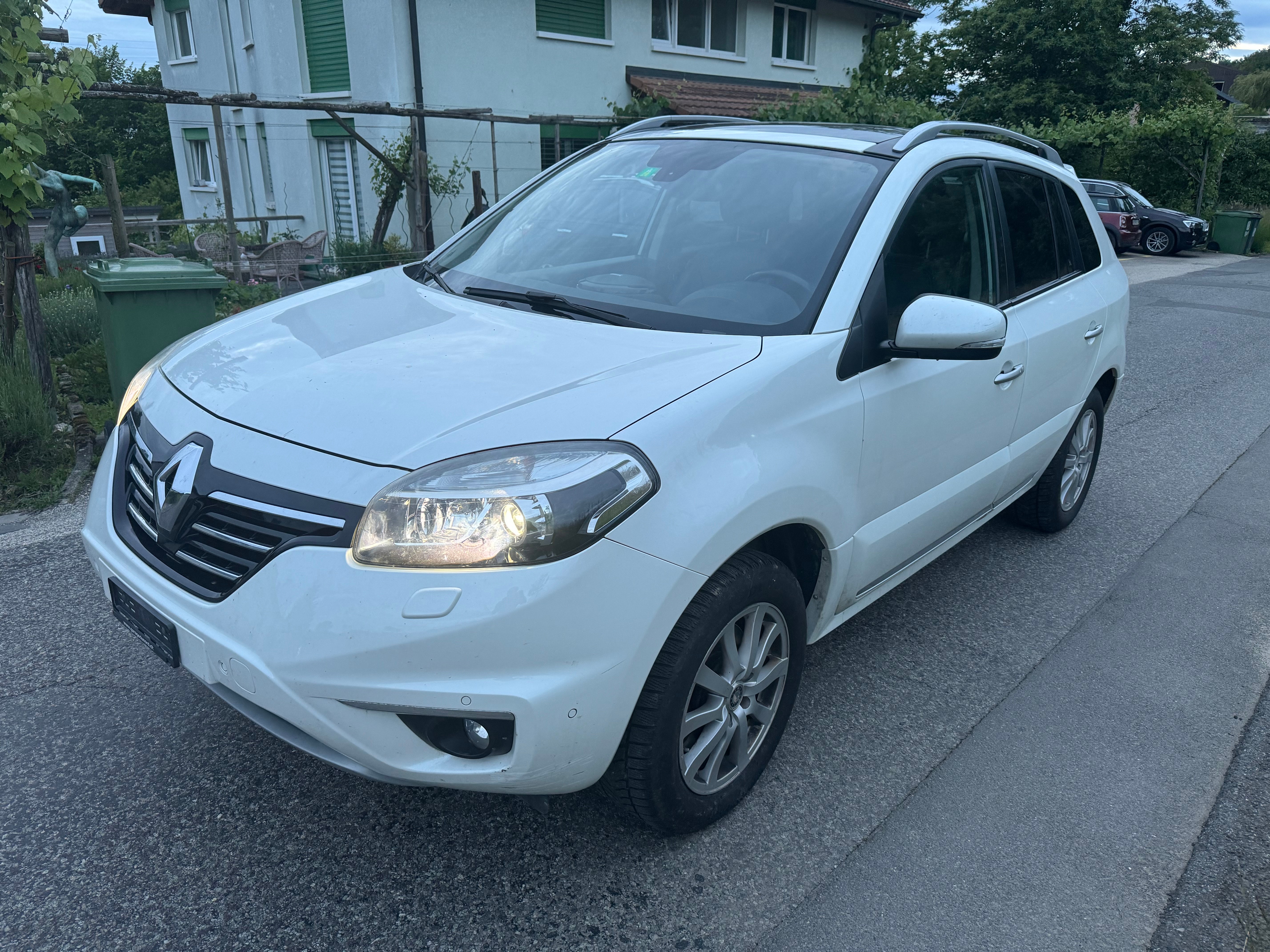 RENAULT Koleos 2.0 dCi Swiss Edition 4x4 Automatic