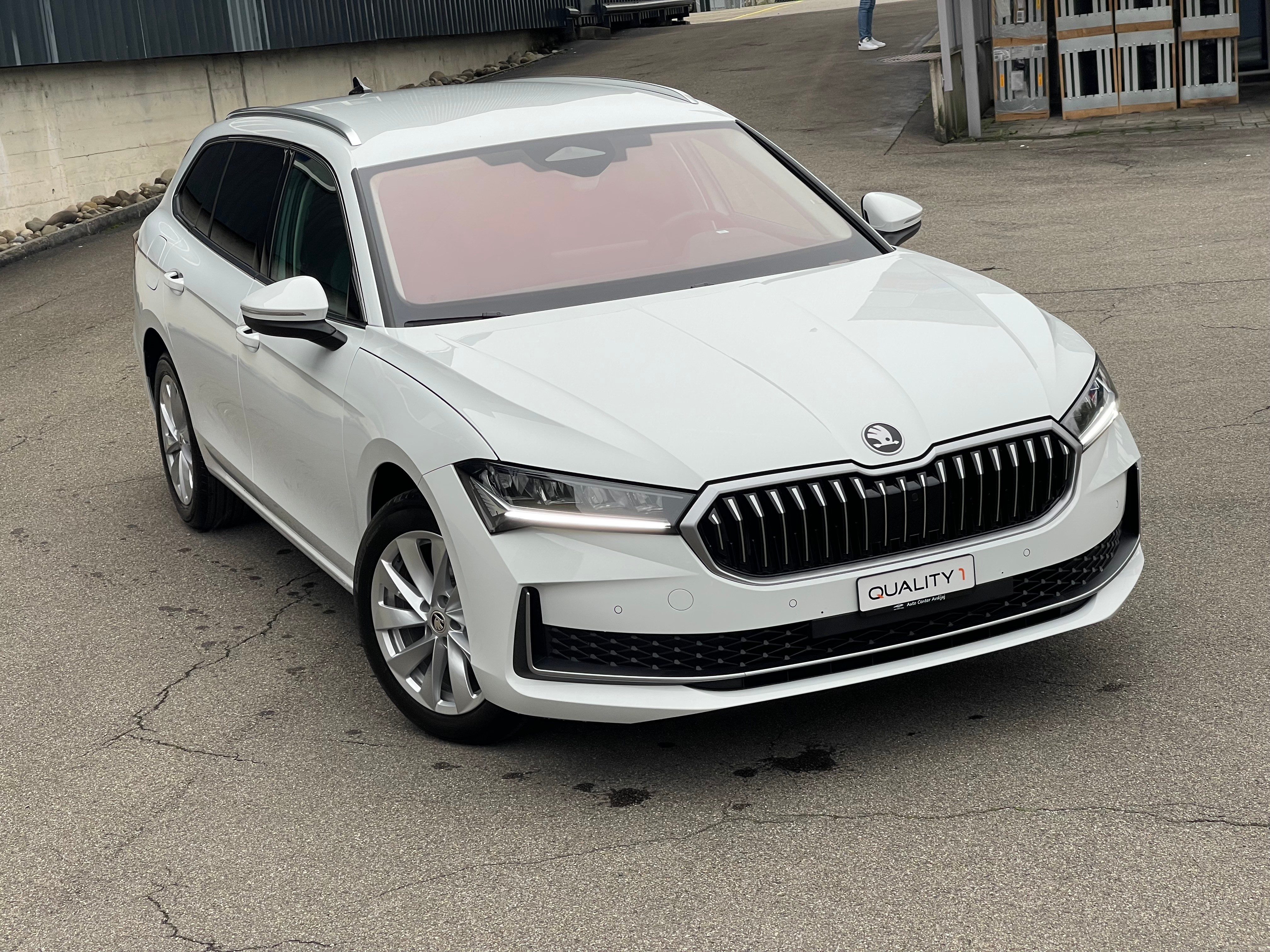 SKODA Superb Combi 2.0 TDi Selection DSG