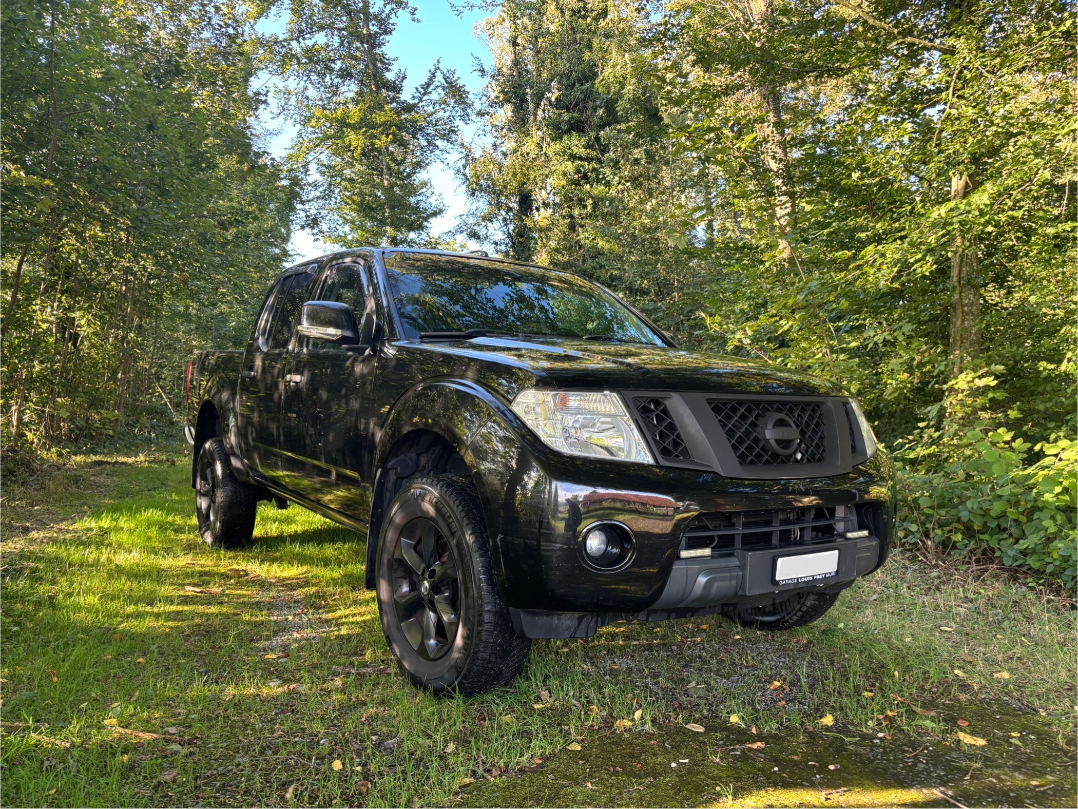 NISSAN Navara Double Cab SE 2.5 dCi 4WD Automat