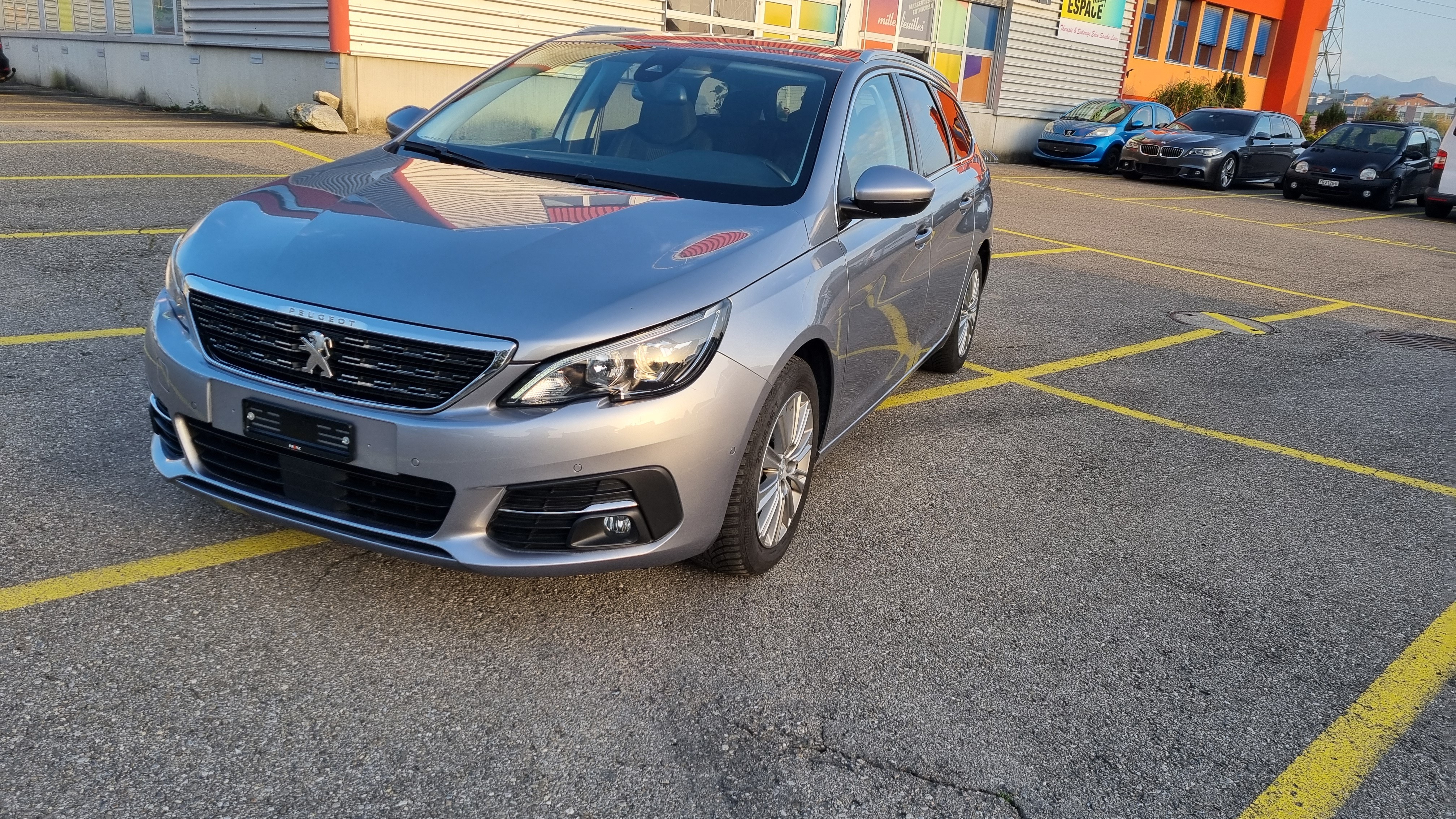 PEUGEOT 308 SW 1.5 BlueHDI Allure Pack EAT8