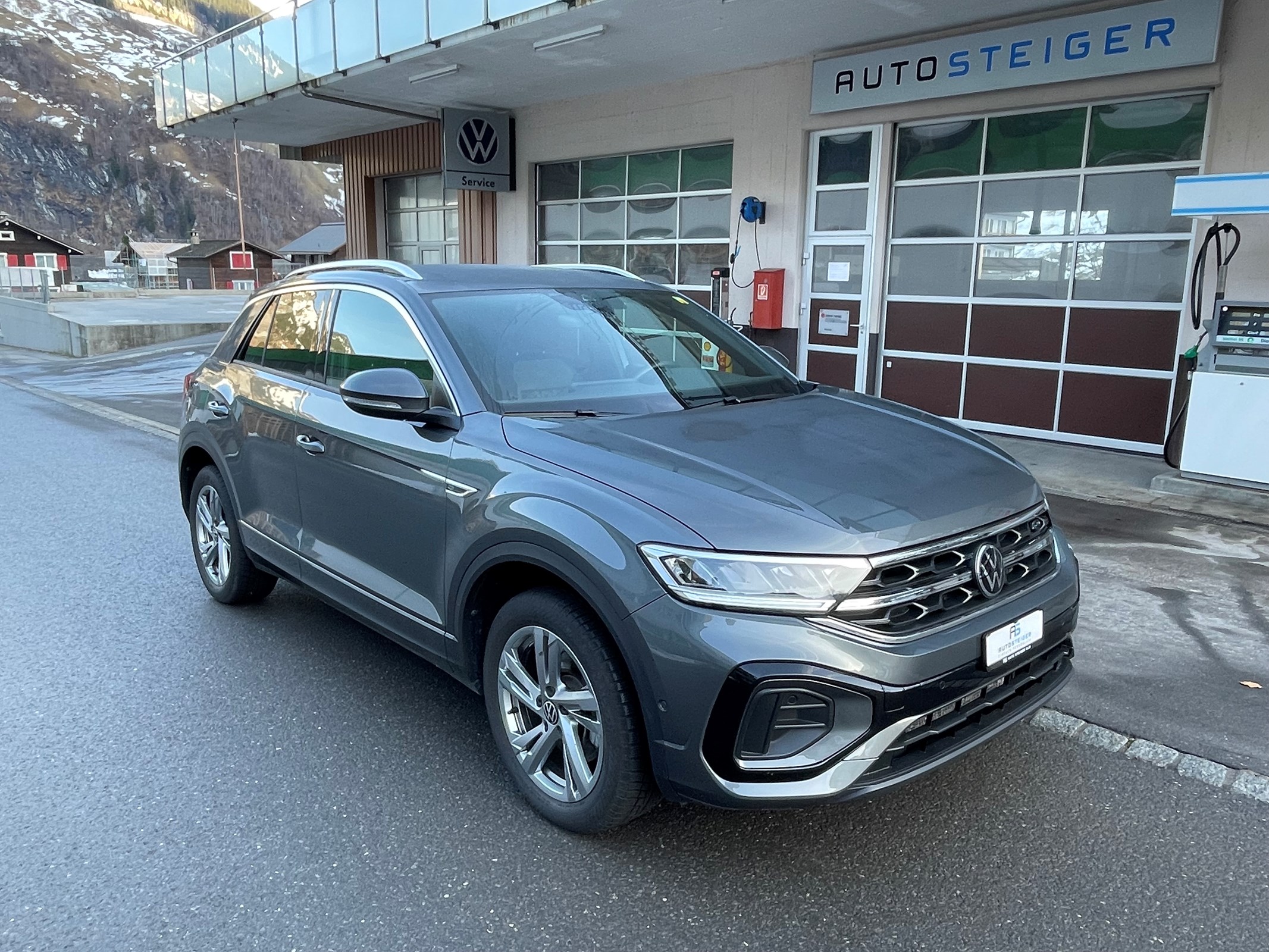 VW T-Roc 2.0 TSI R-Line DSG 4Motion