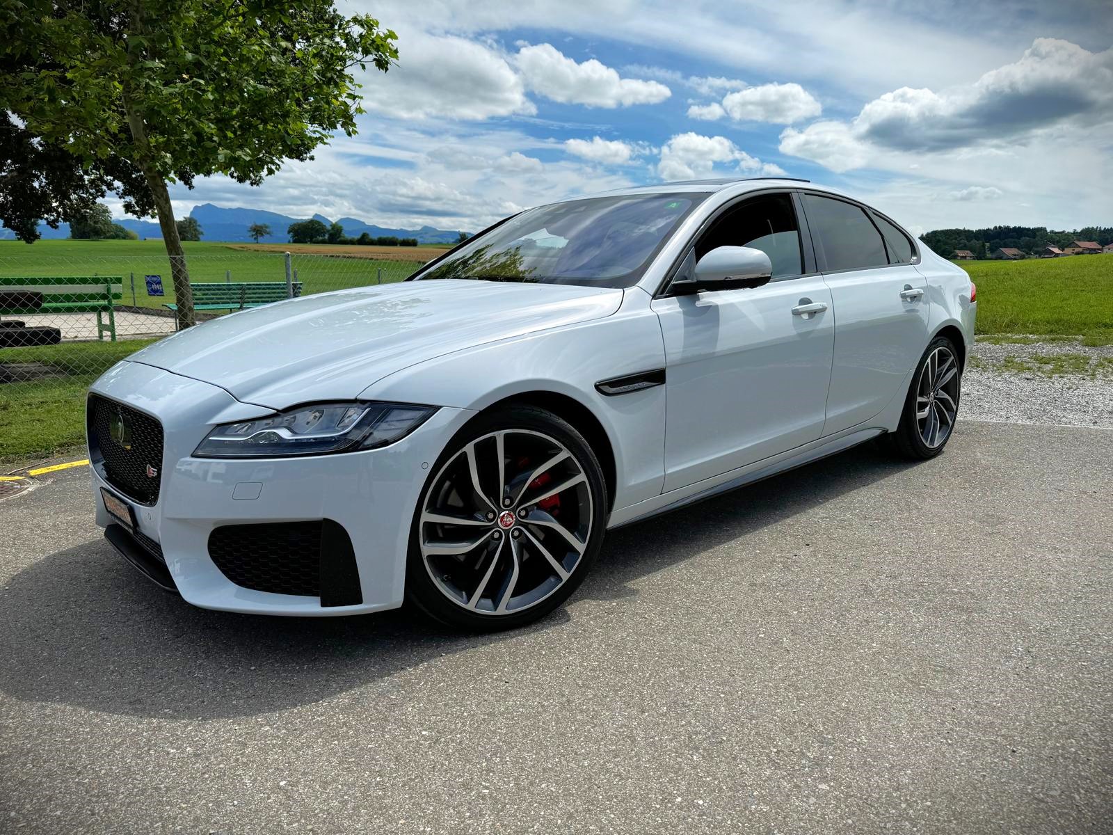 JAGUAR XF S Automatic