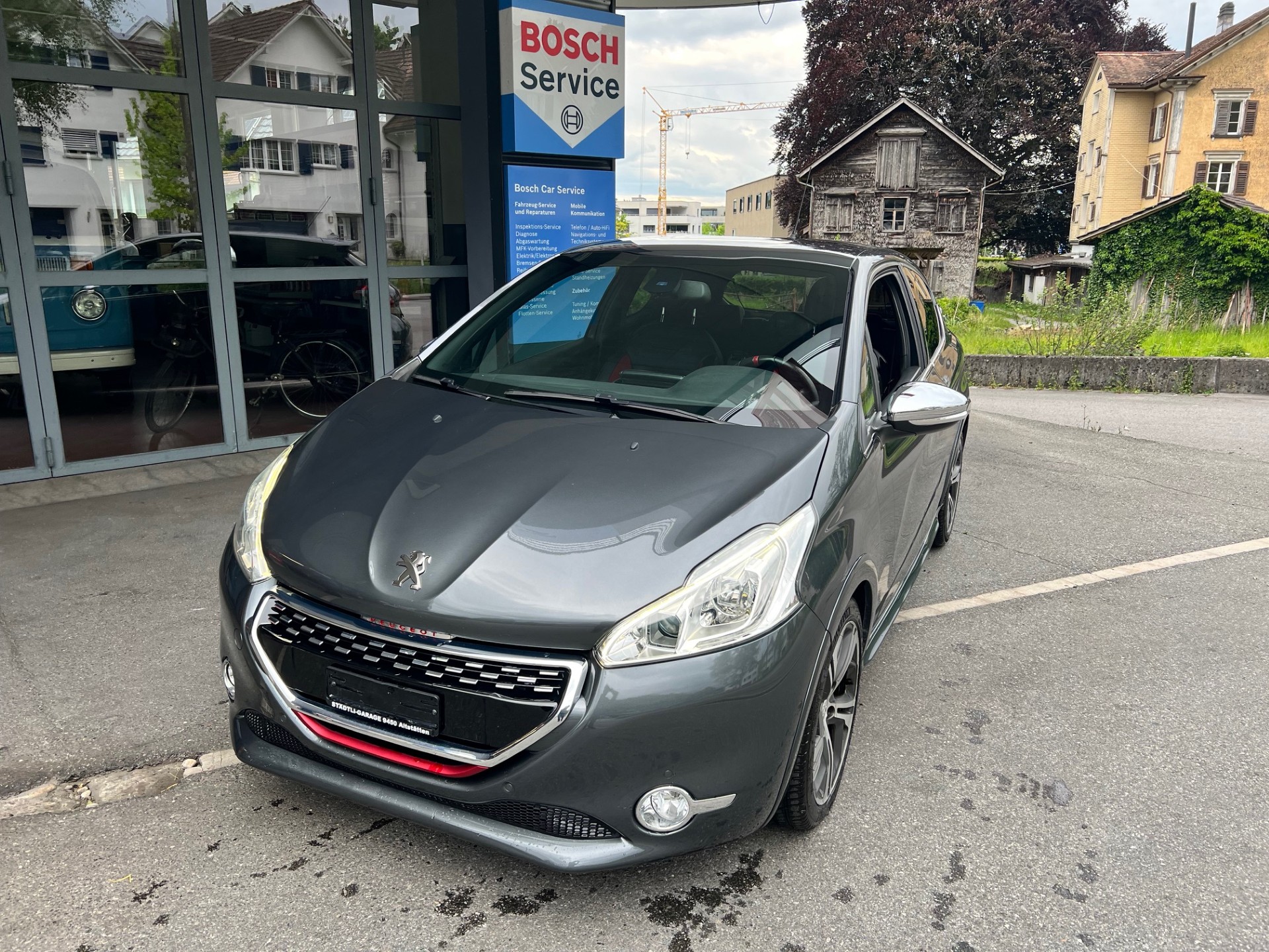 PEUGEOT 208 1.6 Turbo GTi