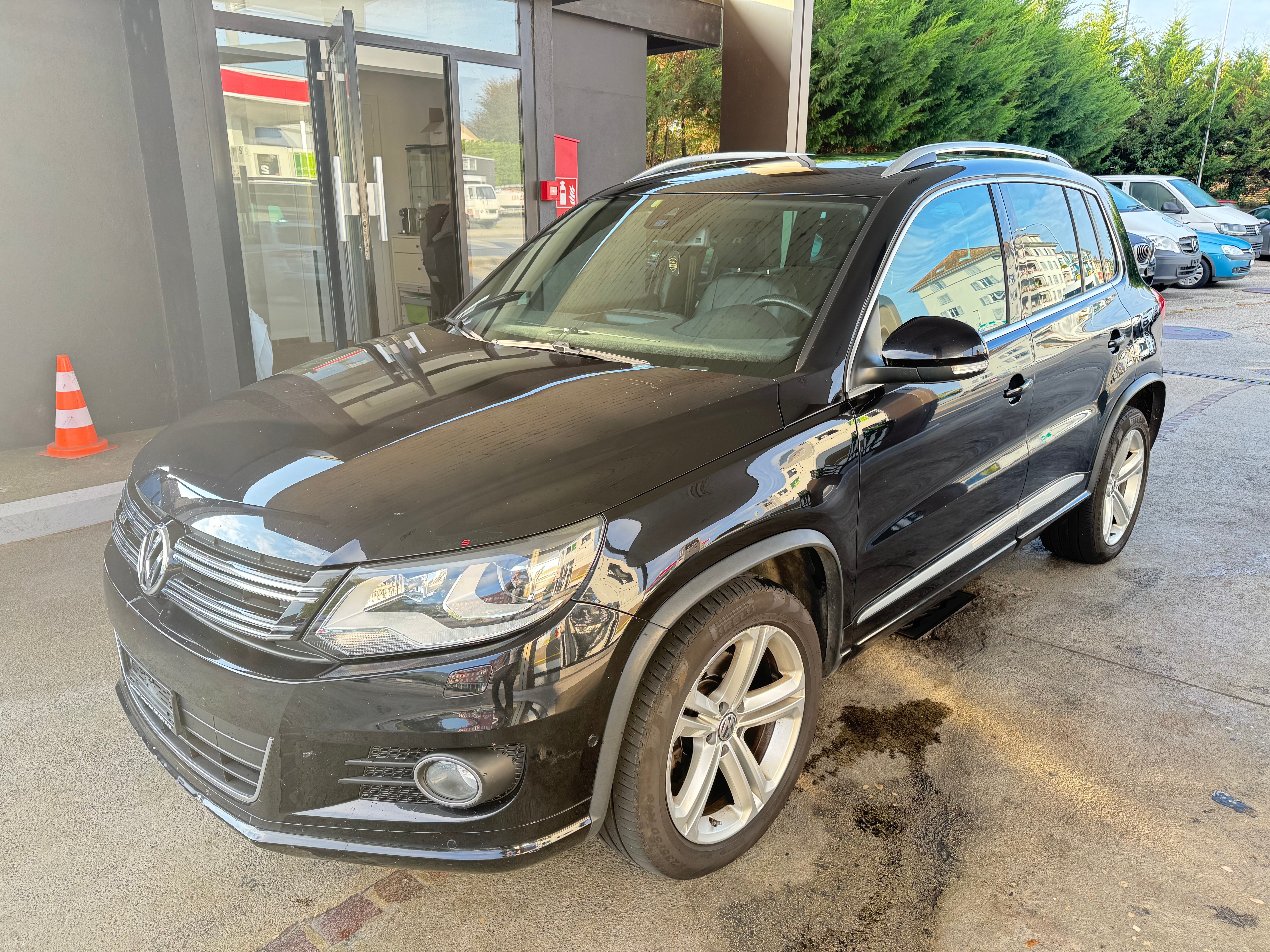 VW Tiguan 2.0 TDI BMT R-Line Design 4Motion DSG