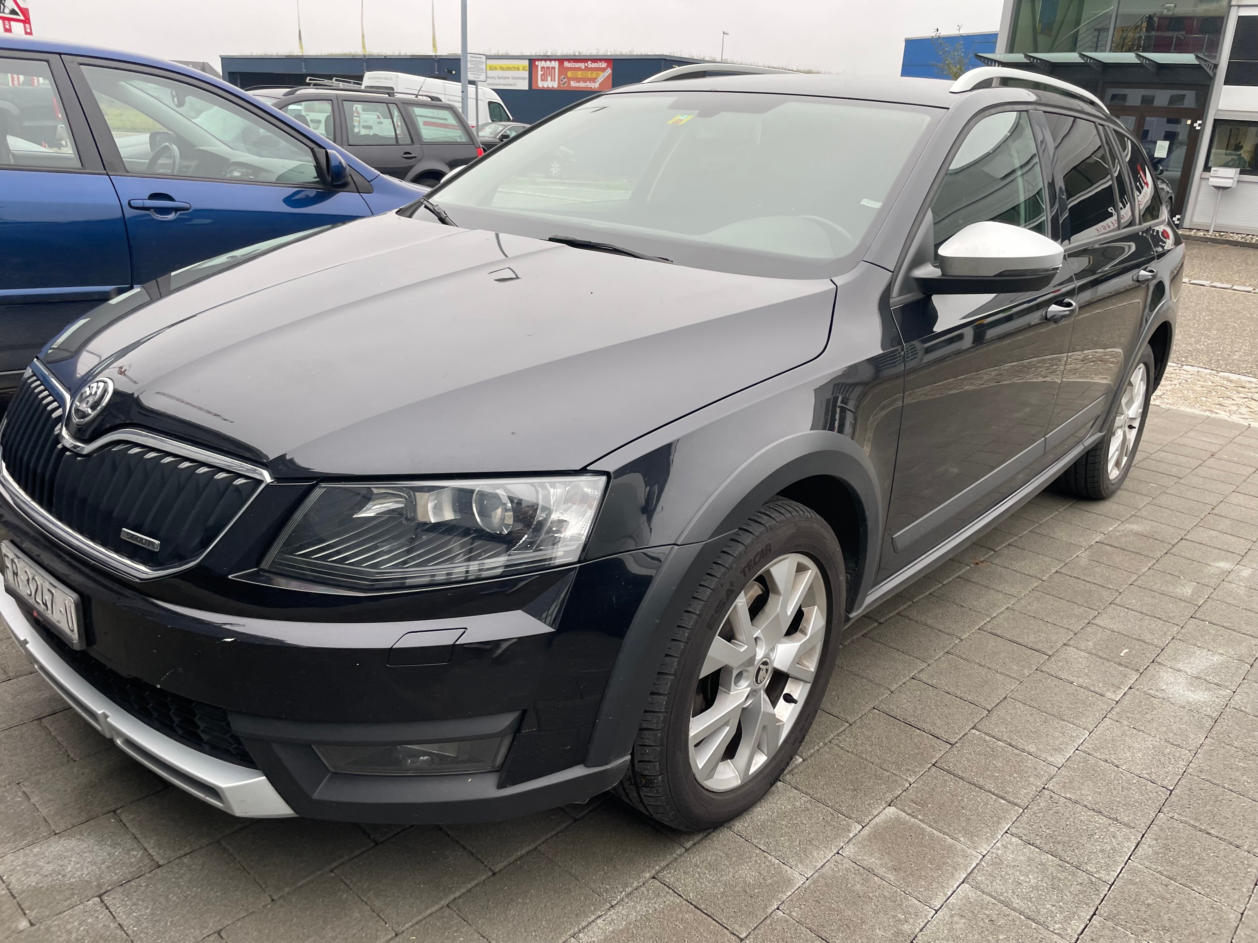 SKODA Octavia Combi 2.0 TDI Scout 4x4 DSG