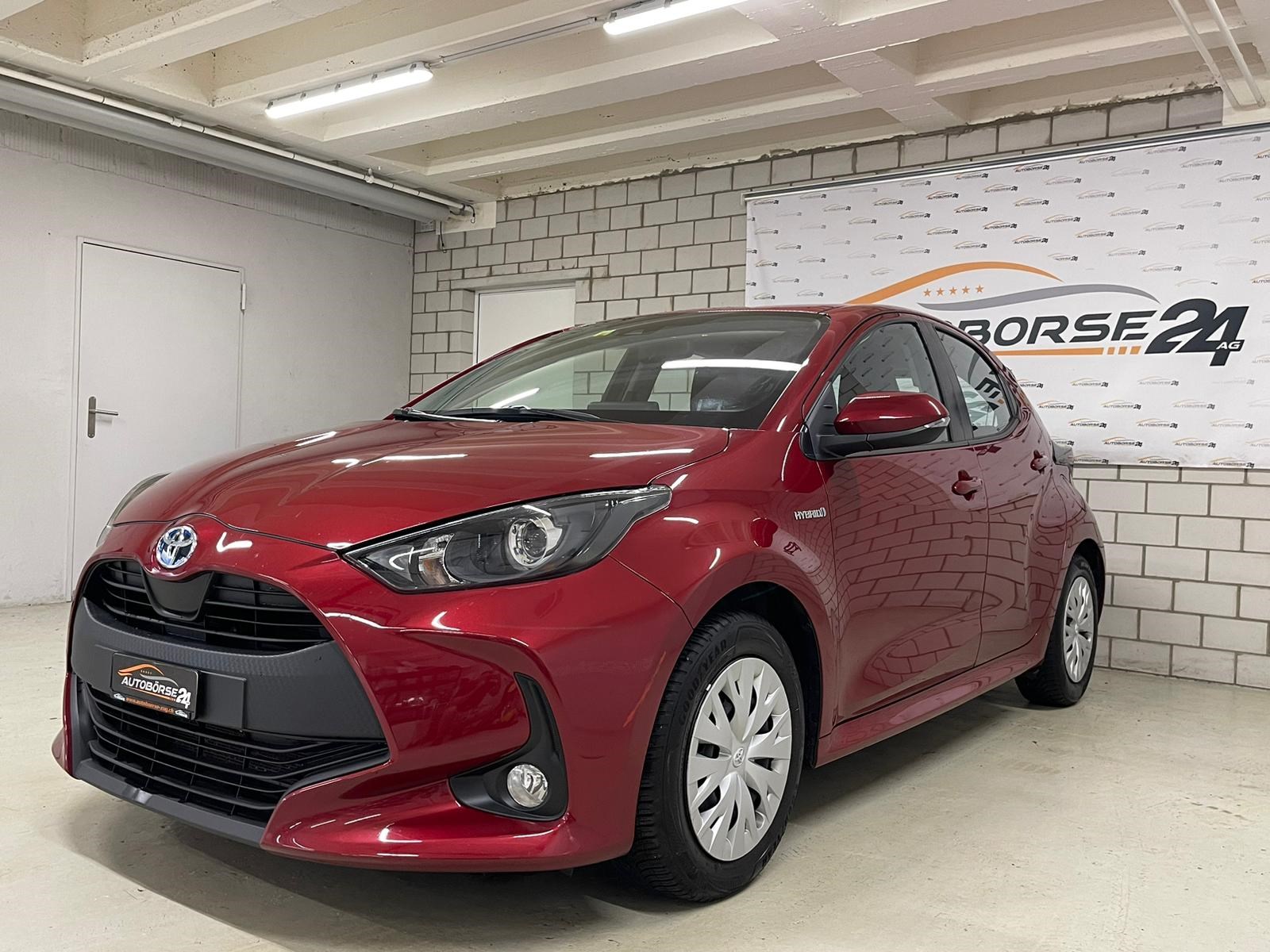 TOYOTA Yaris 1.5 Style e-CVT