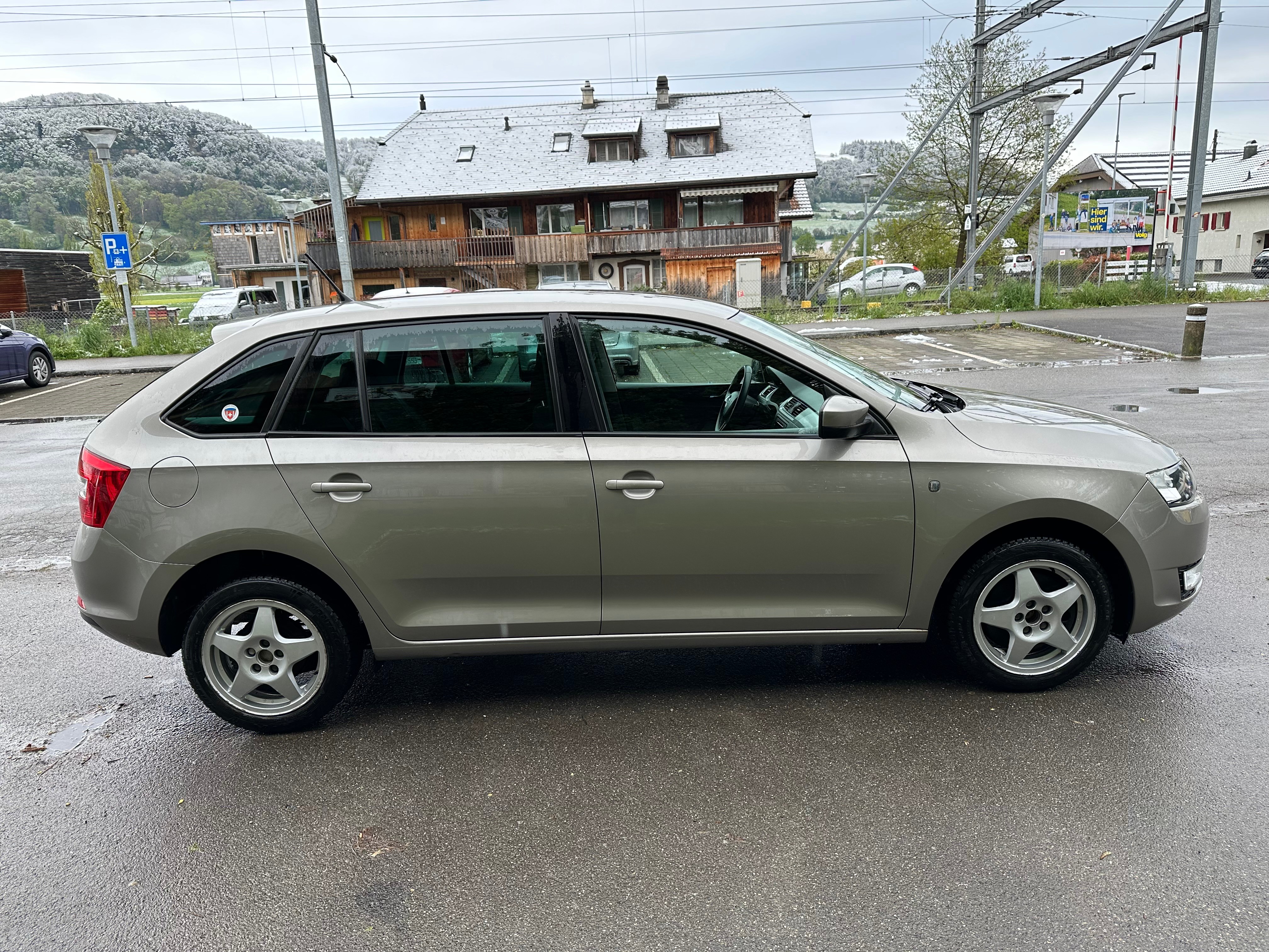 SKODA Rapid Spaceback 1.2 TSI Elegance