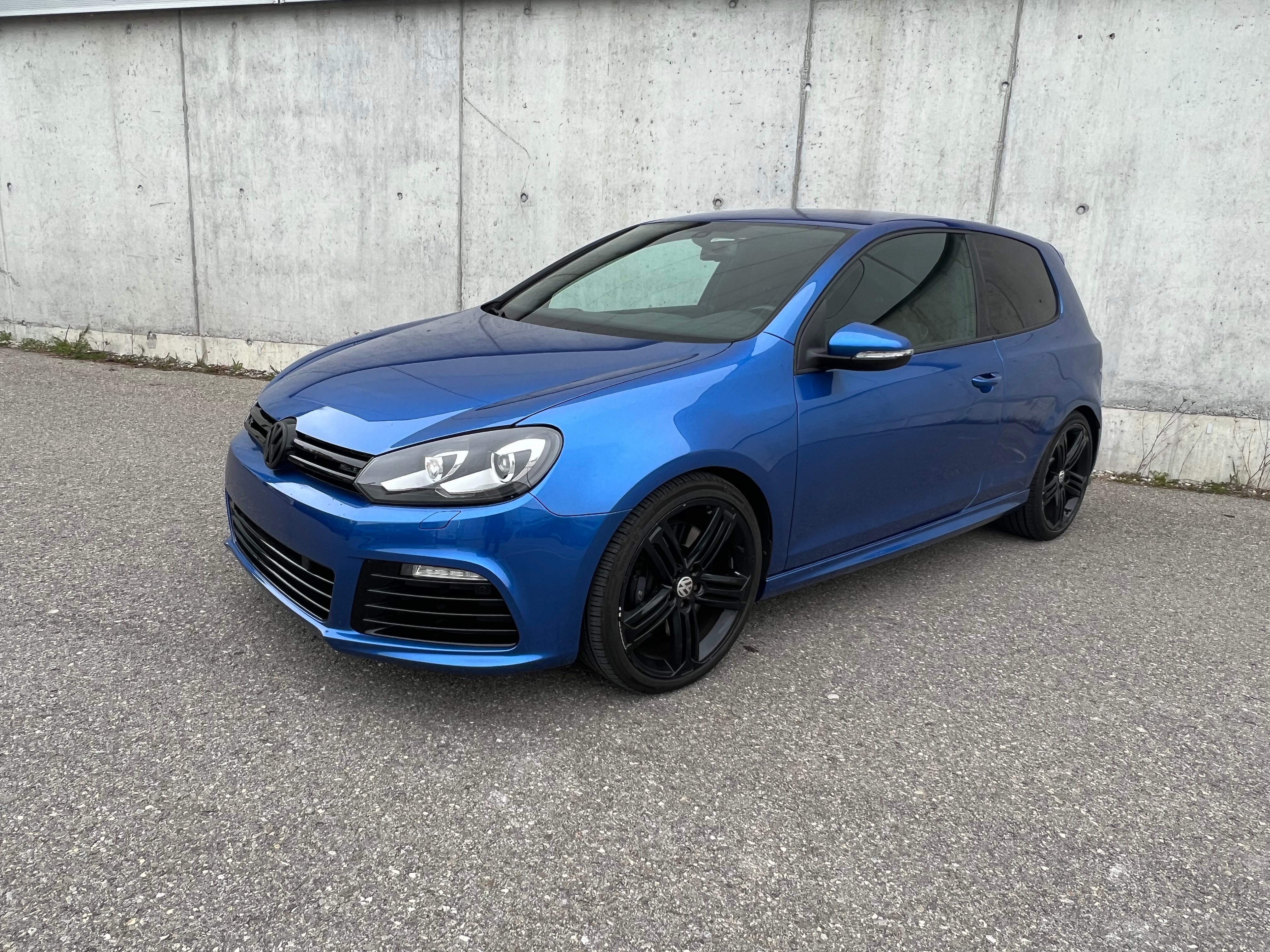 VW Golf 2.0 TSI R 4Motion