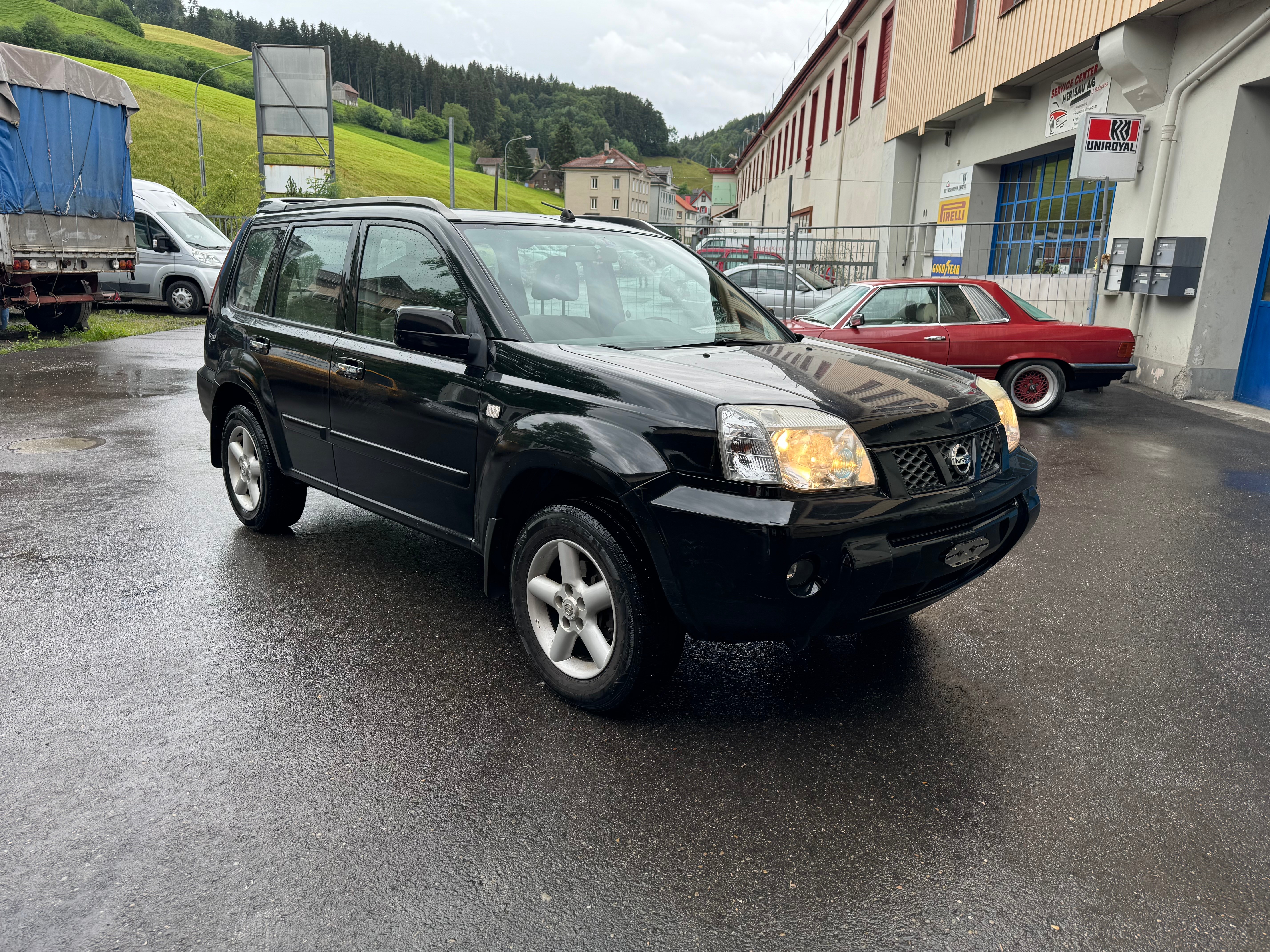 NISSAN X-Trail 2.5 16V Elegance