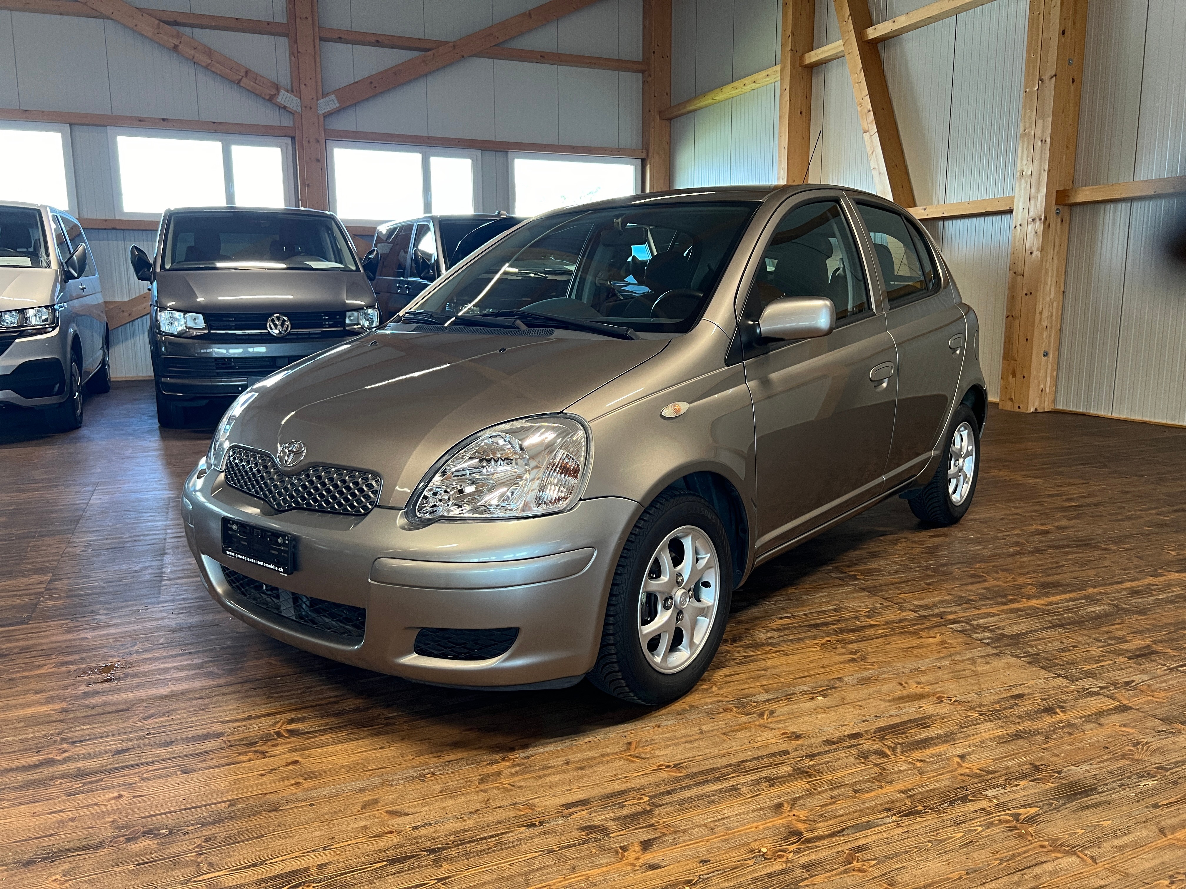 TOYOTA Yaris 1.3 Linea Sol