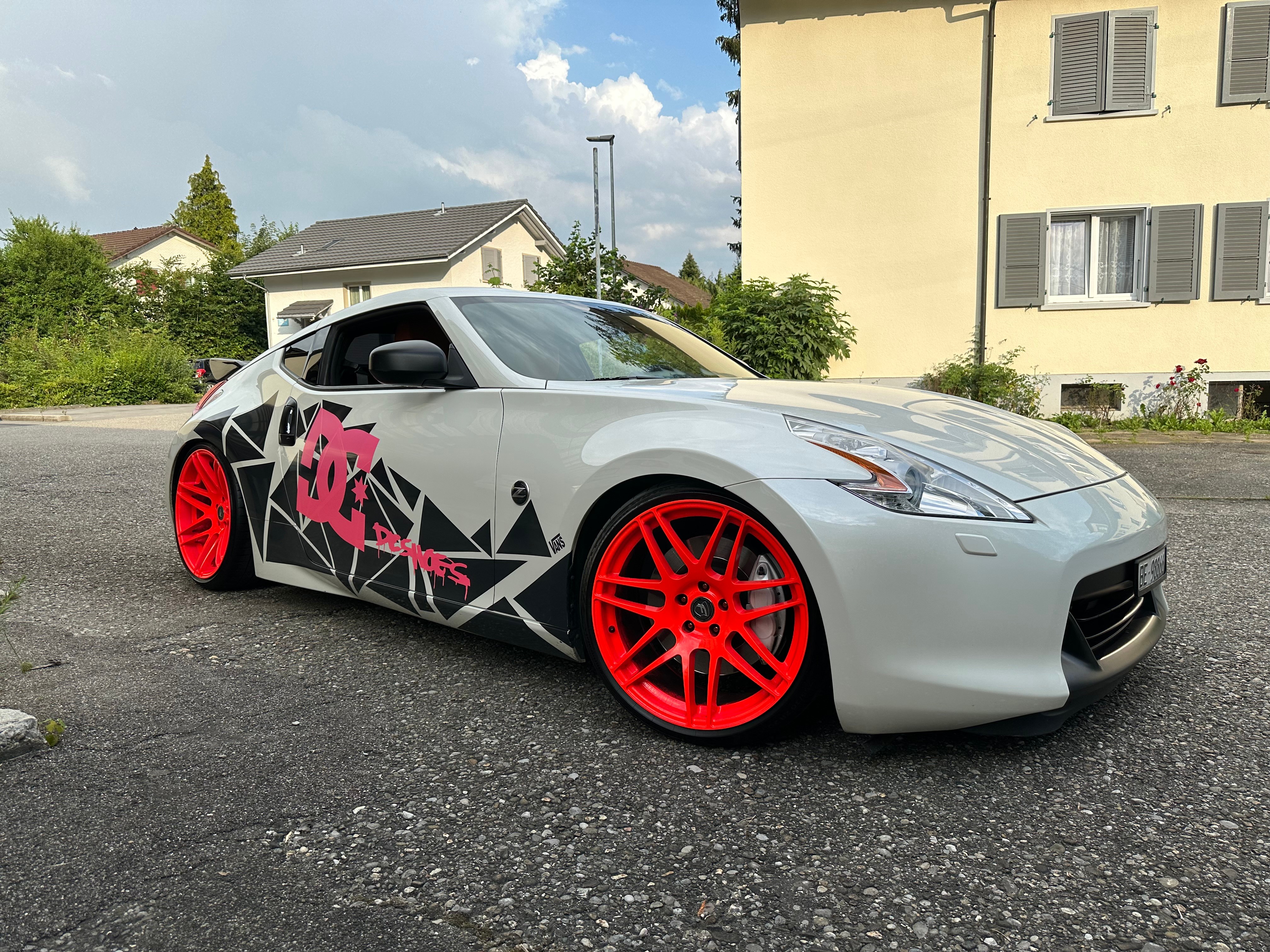 NISSAN 370 Z Pack