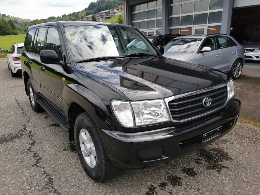 TOYOTA Land Cruiser 500 4.2 TD