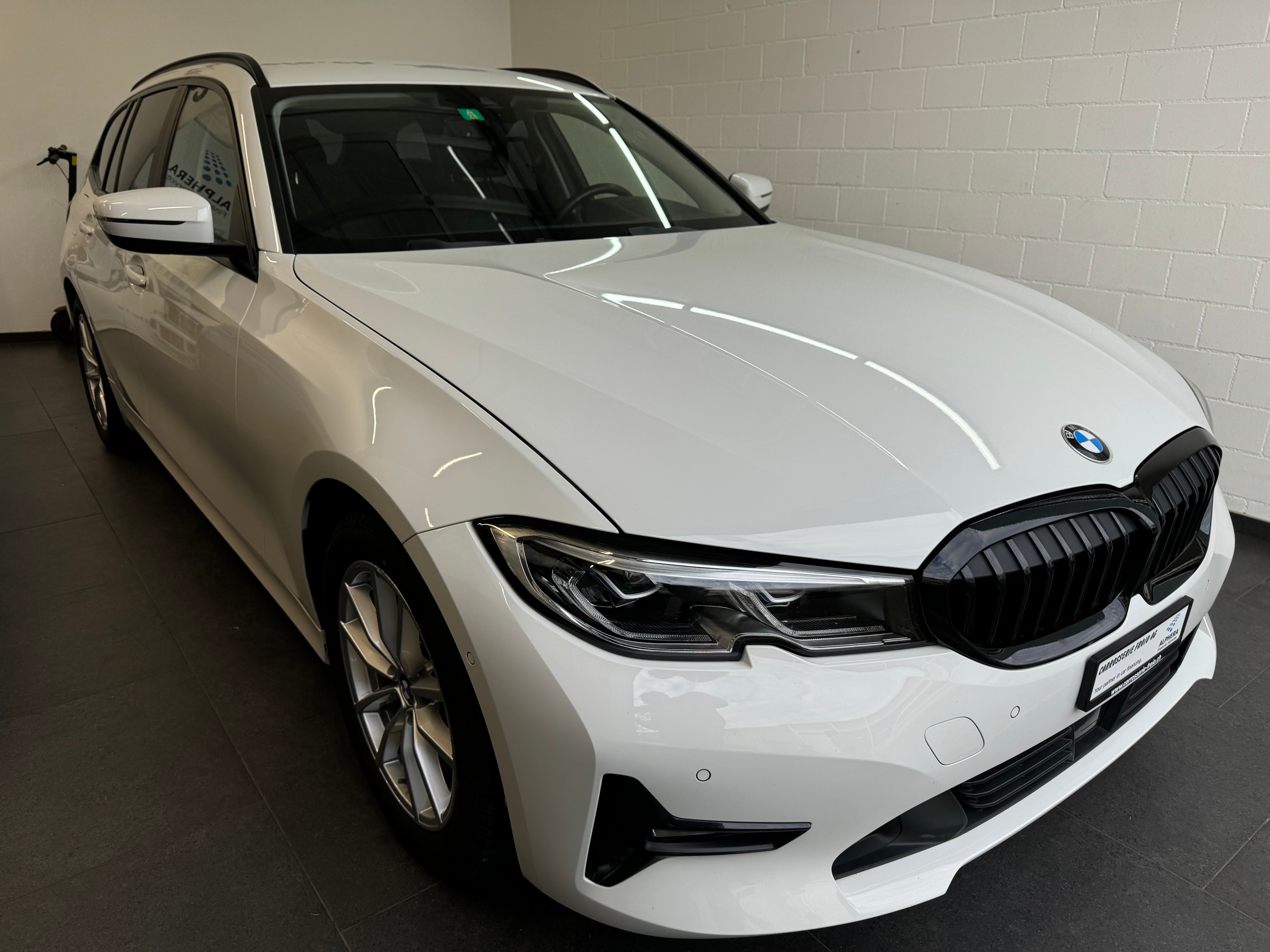 BMW 320d xDrive 48V Touring Steptronic