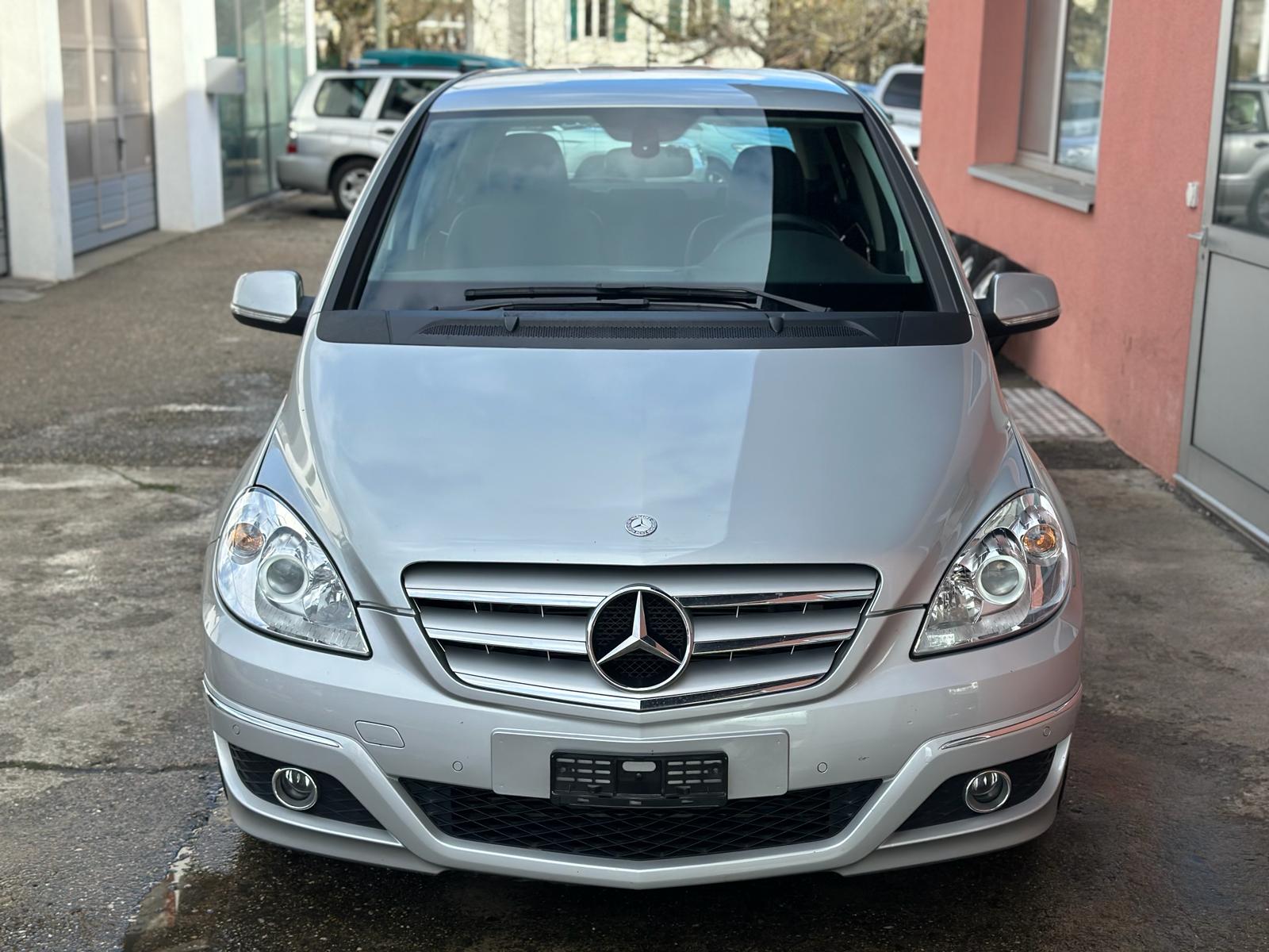 MERCEDES-BENZ B 200 CDI Autotronic