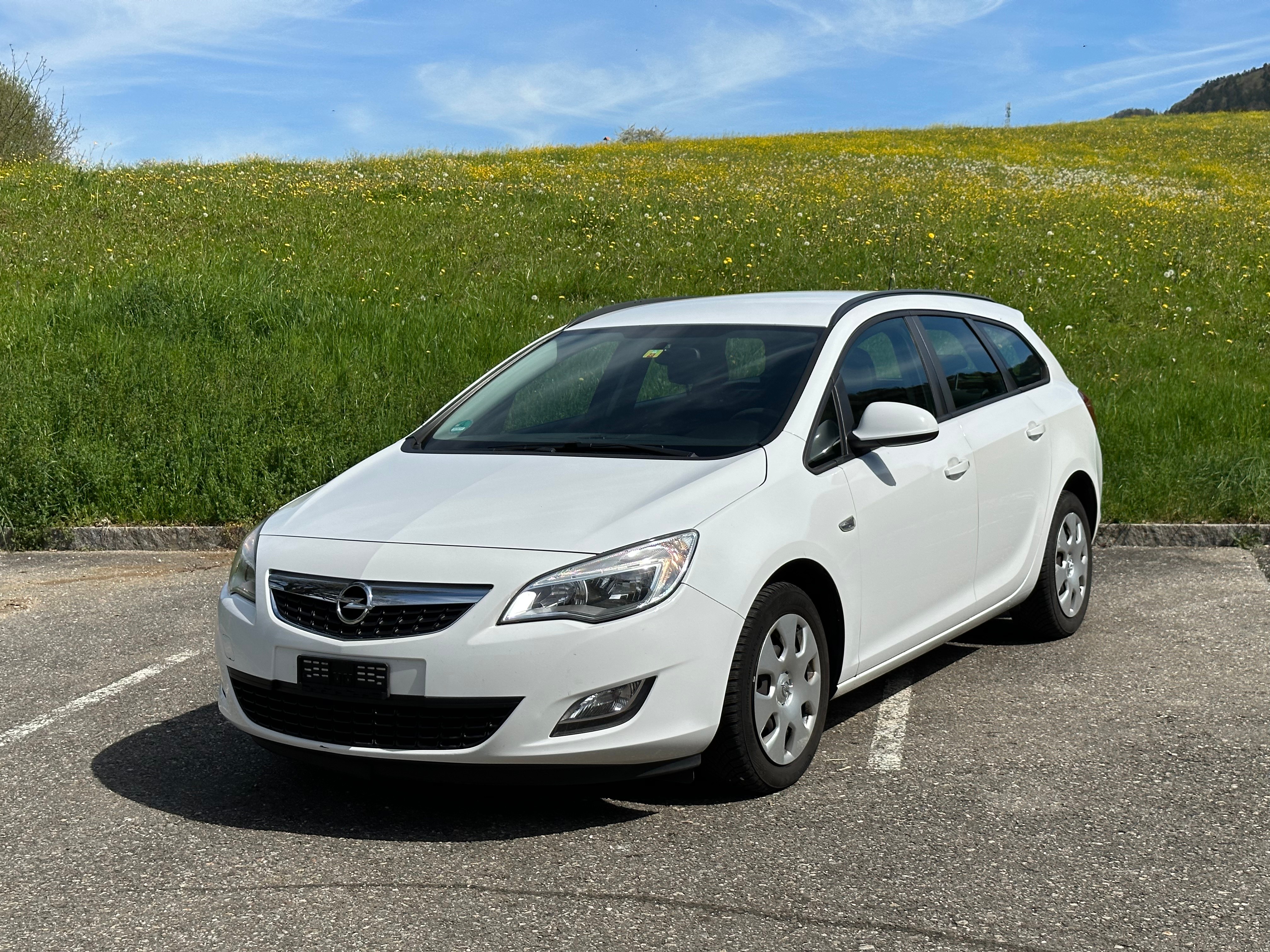 OPEL Astra SportsTourer 1.6i 16V