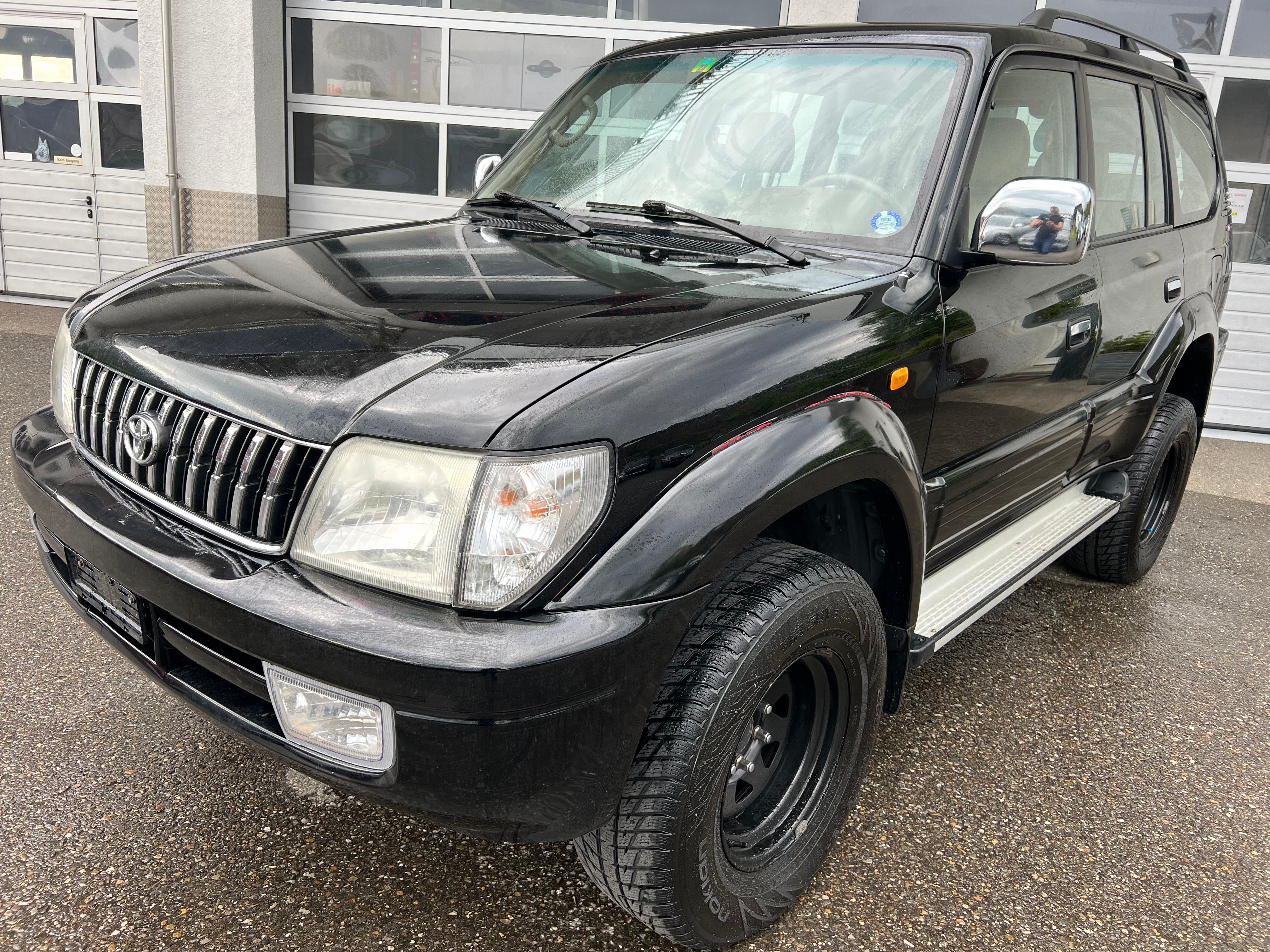 TOYOTA Land Cruiser 300 3.0 TD VX