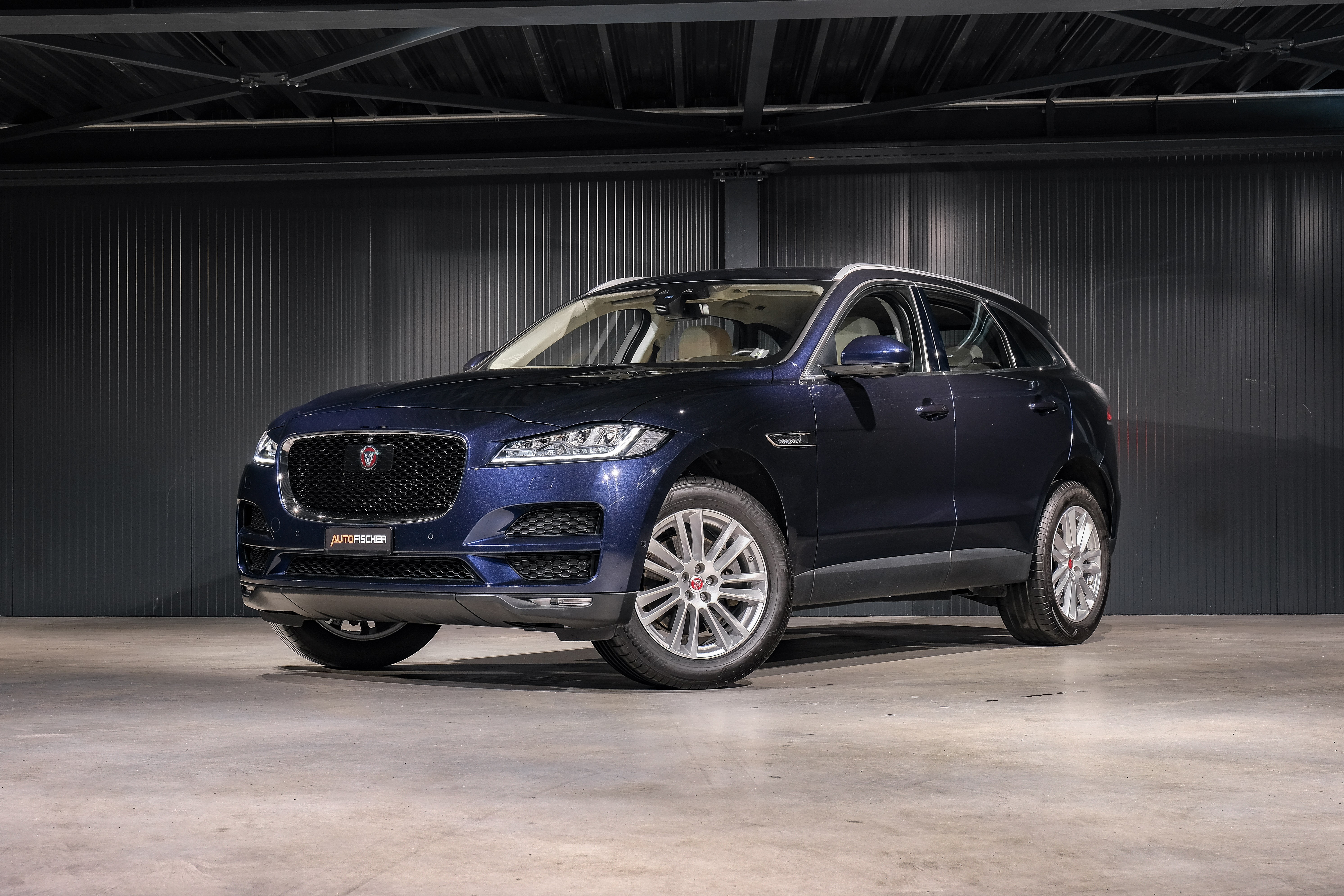 JAGUAR F-Pace 3.0 V6 Portfolio AWD Automatik