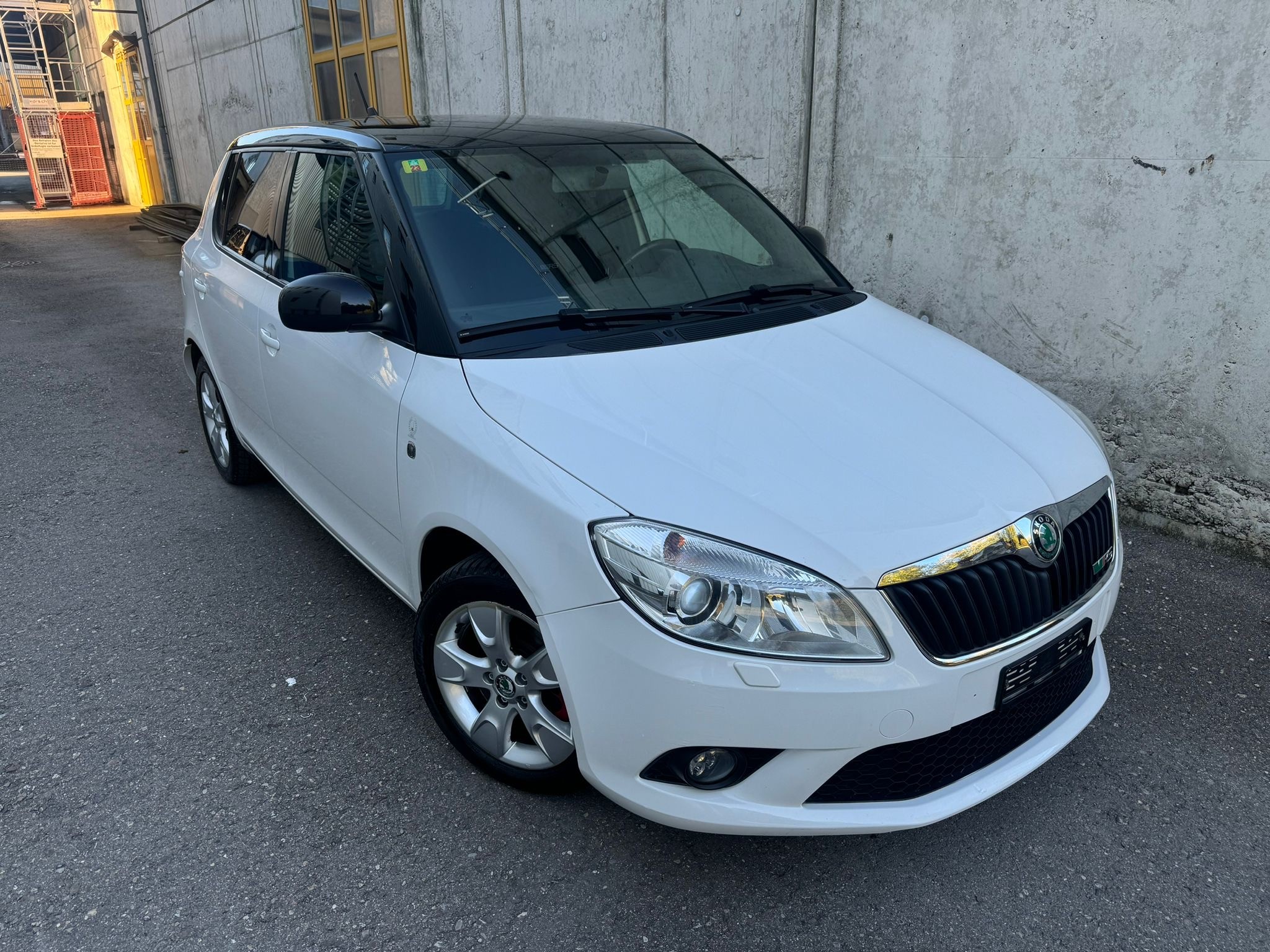 SKODA Fabia 1.4 TSI RS DSG