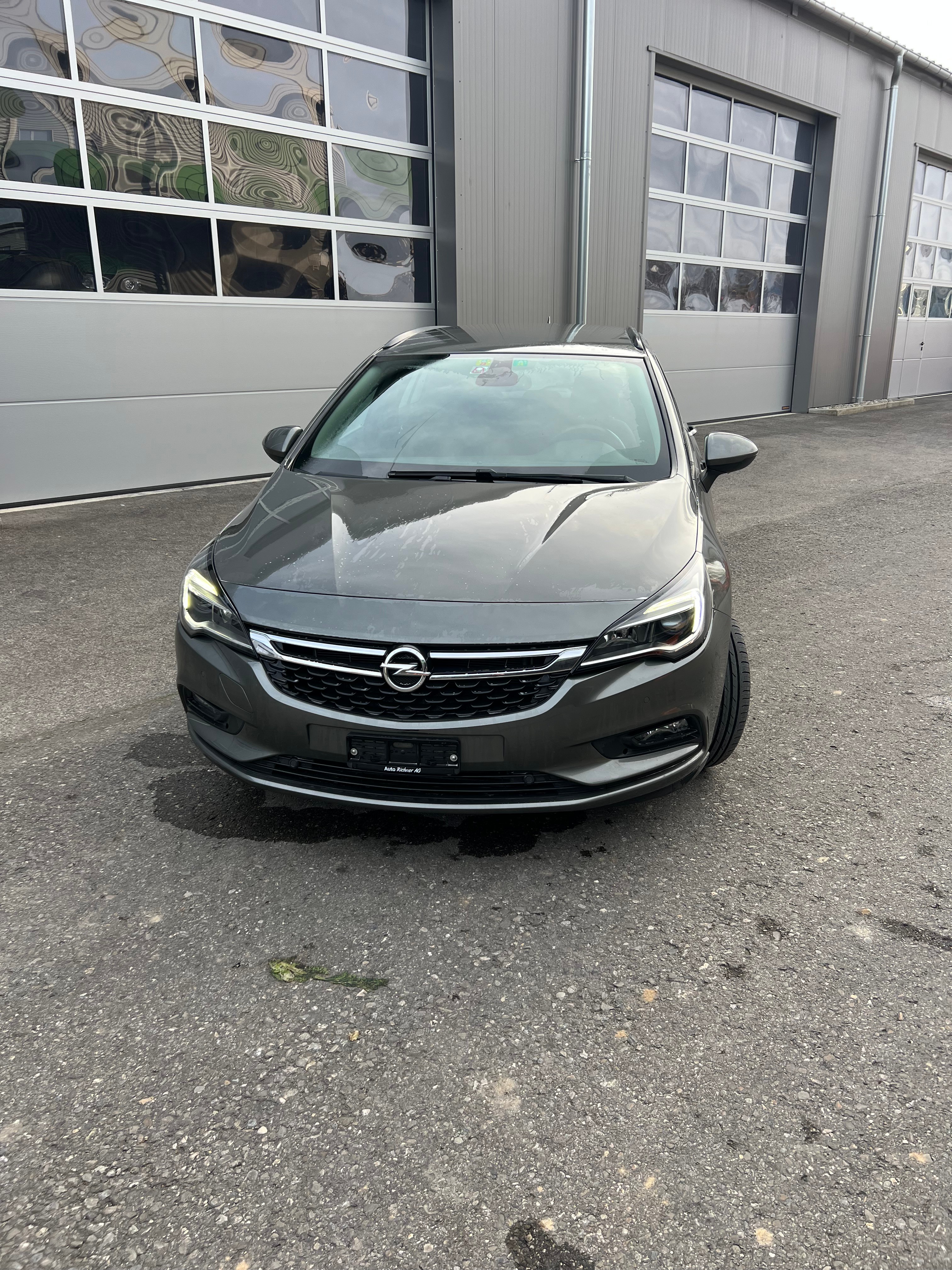 OPEL Astra Sports Tourer 1.6 CDTi Black Edition Automat