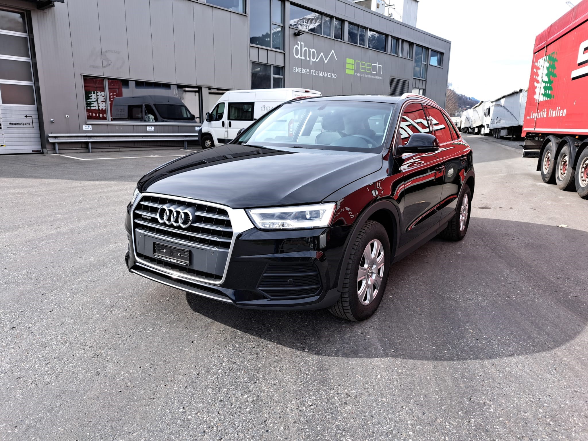 AUDI Q3 2.0 TDI quattro S-tronic