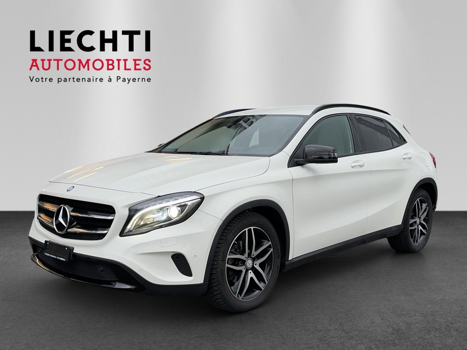 MERCEDES-BENZ GLA 200 Urban