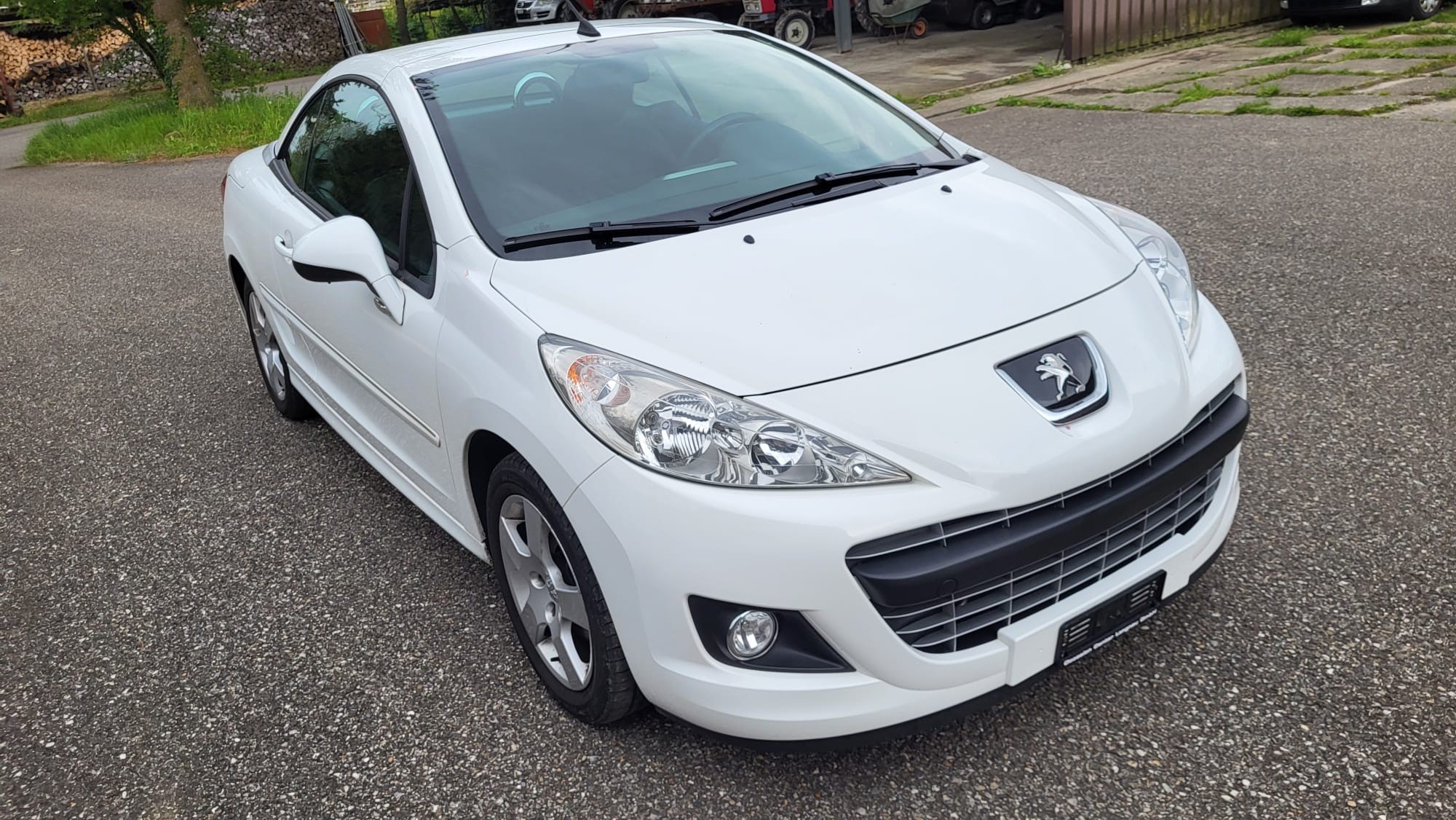 PEUGEOT 207 CC 1.6 HDI Sport