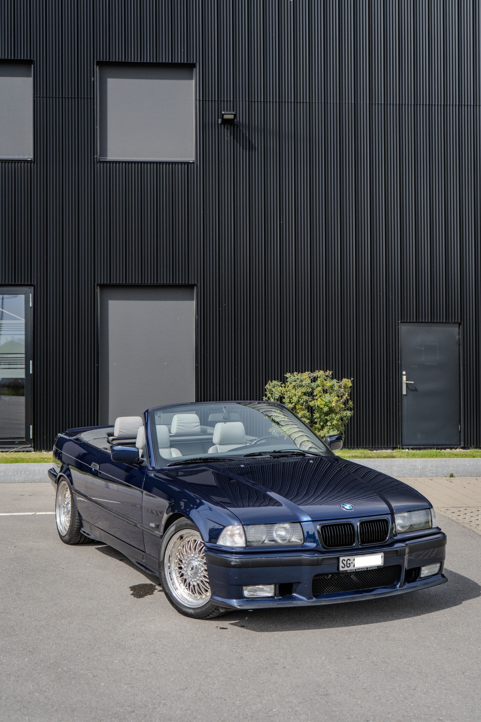 BMW 325i A Cabrio