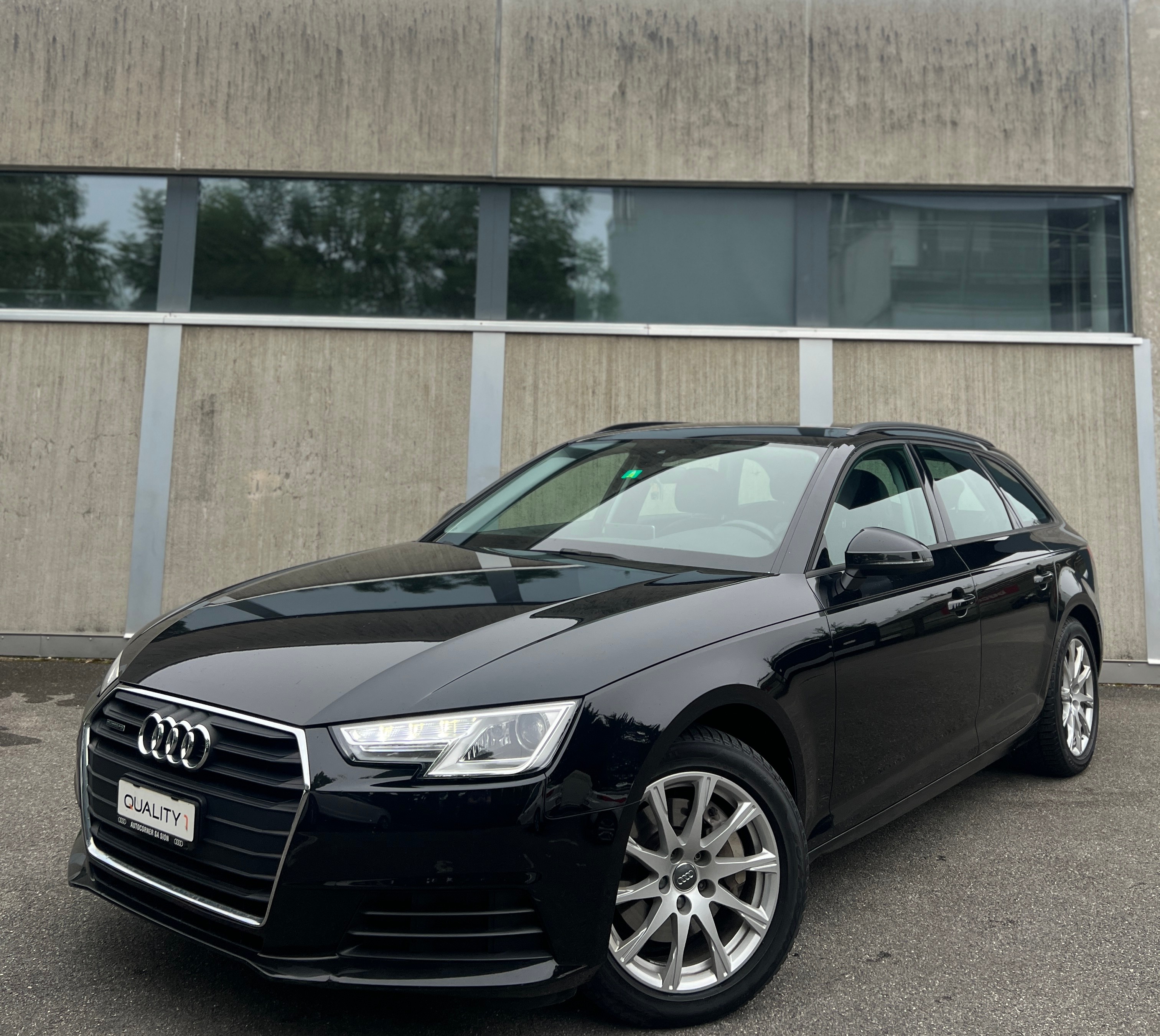 AUDI A4 Avant 2.0 TDI Sport quattro S-tronic