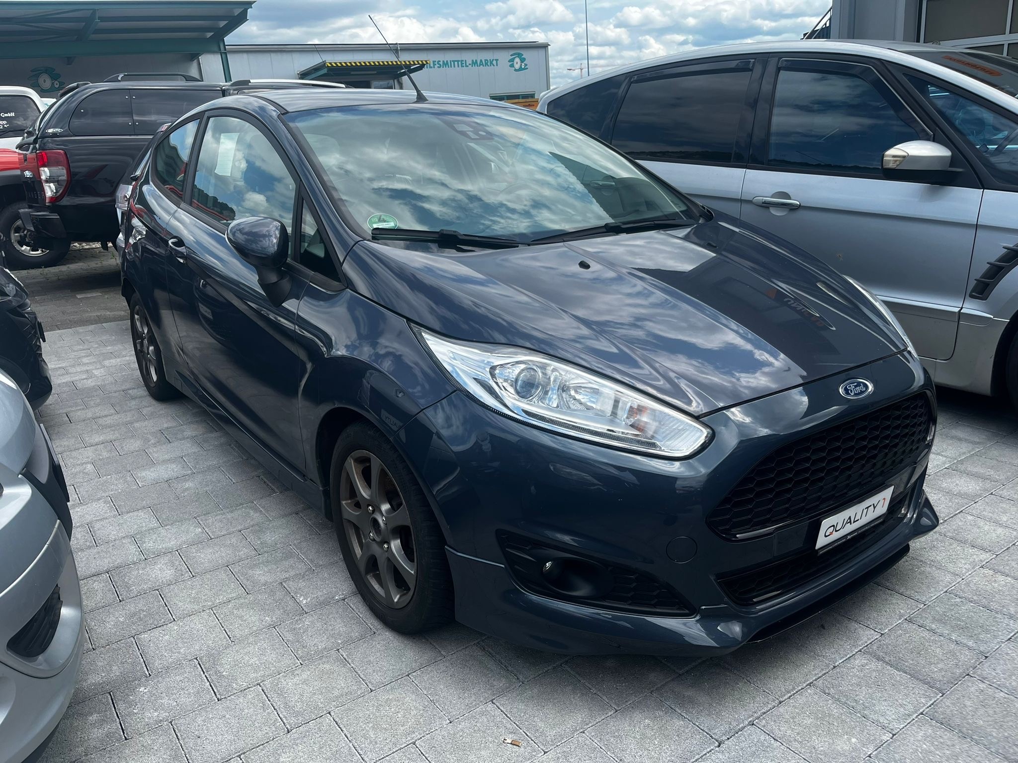 FORD Fiesta 1.0 SCTi Titanium