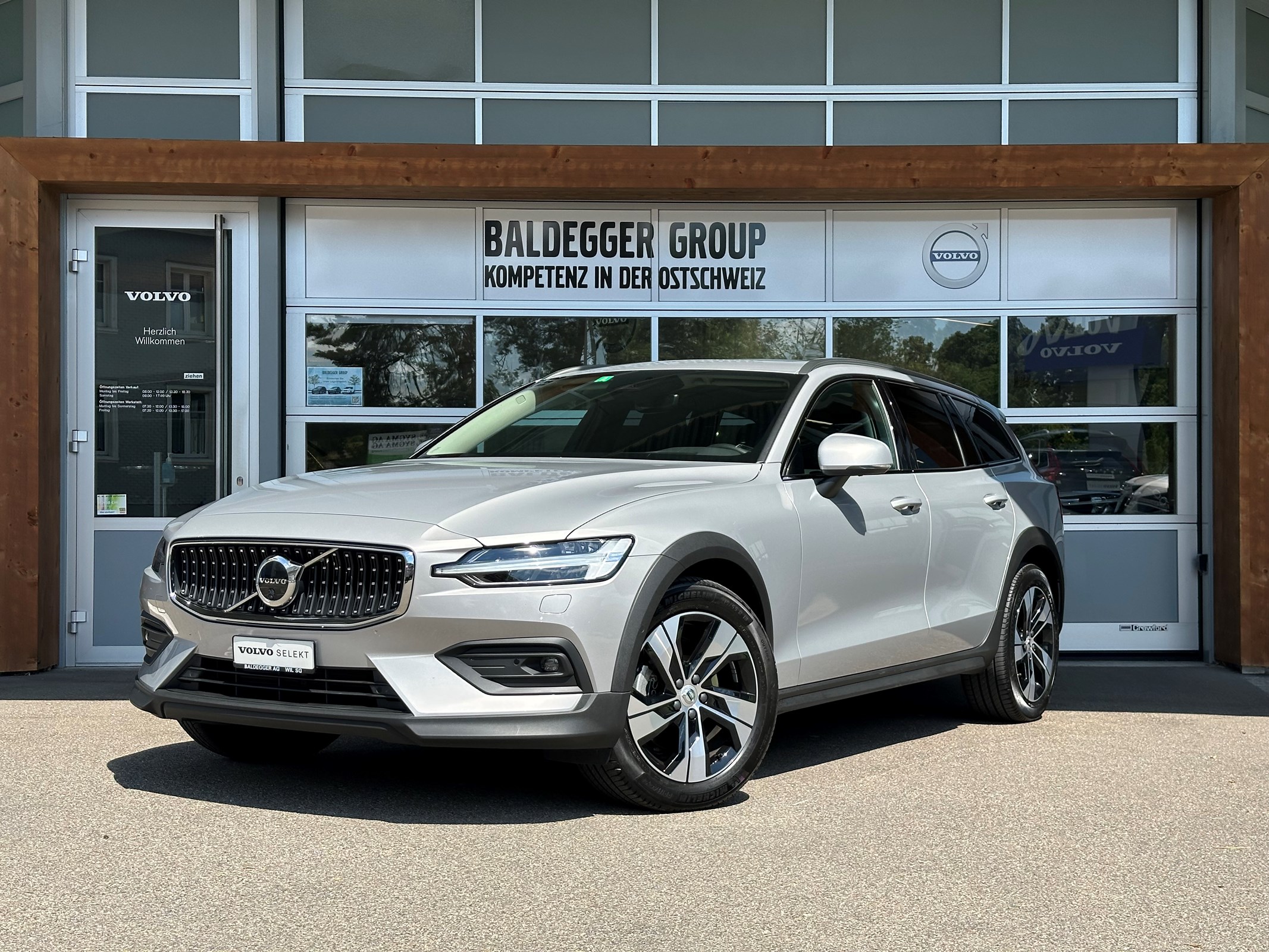 VOLVO V60 Cross Country 2.0 B4 Ultim