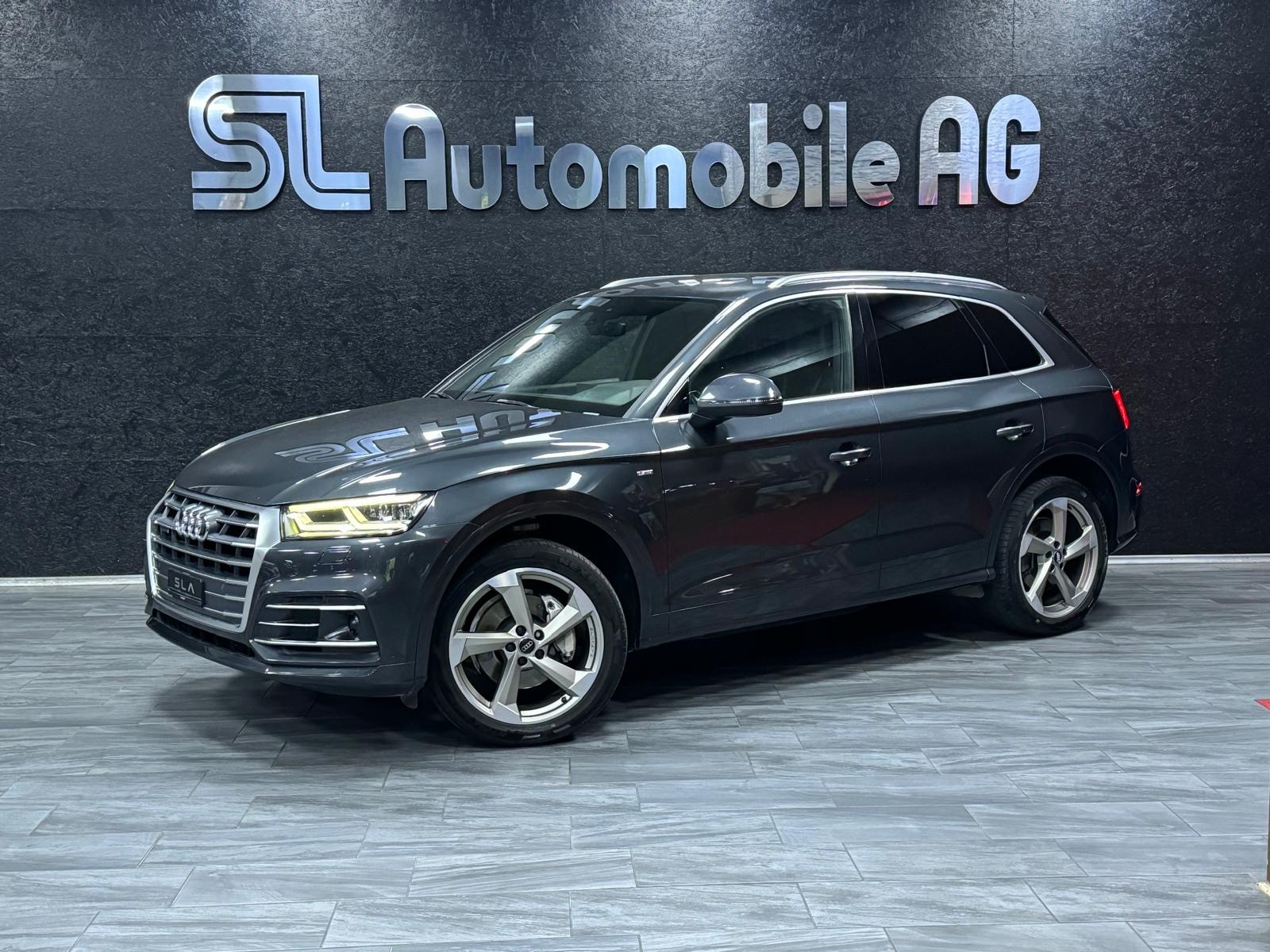 AUDI Q5 2.0 TDI sport quattro S-tronic