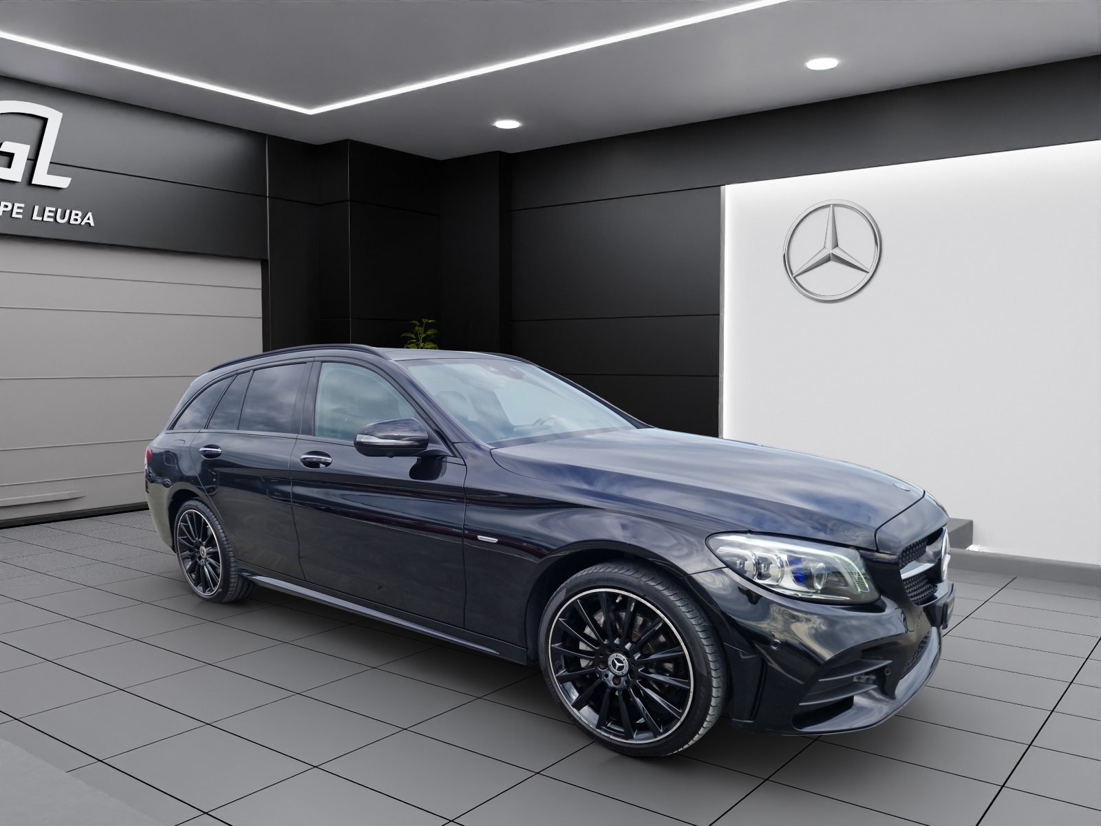 MERCEDES-BENZ C 200 Swiss Star AMG L.4M