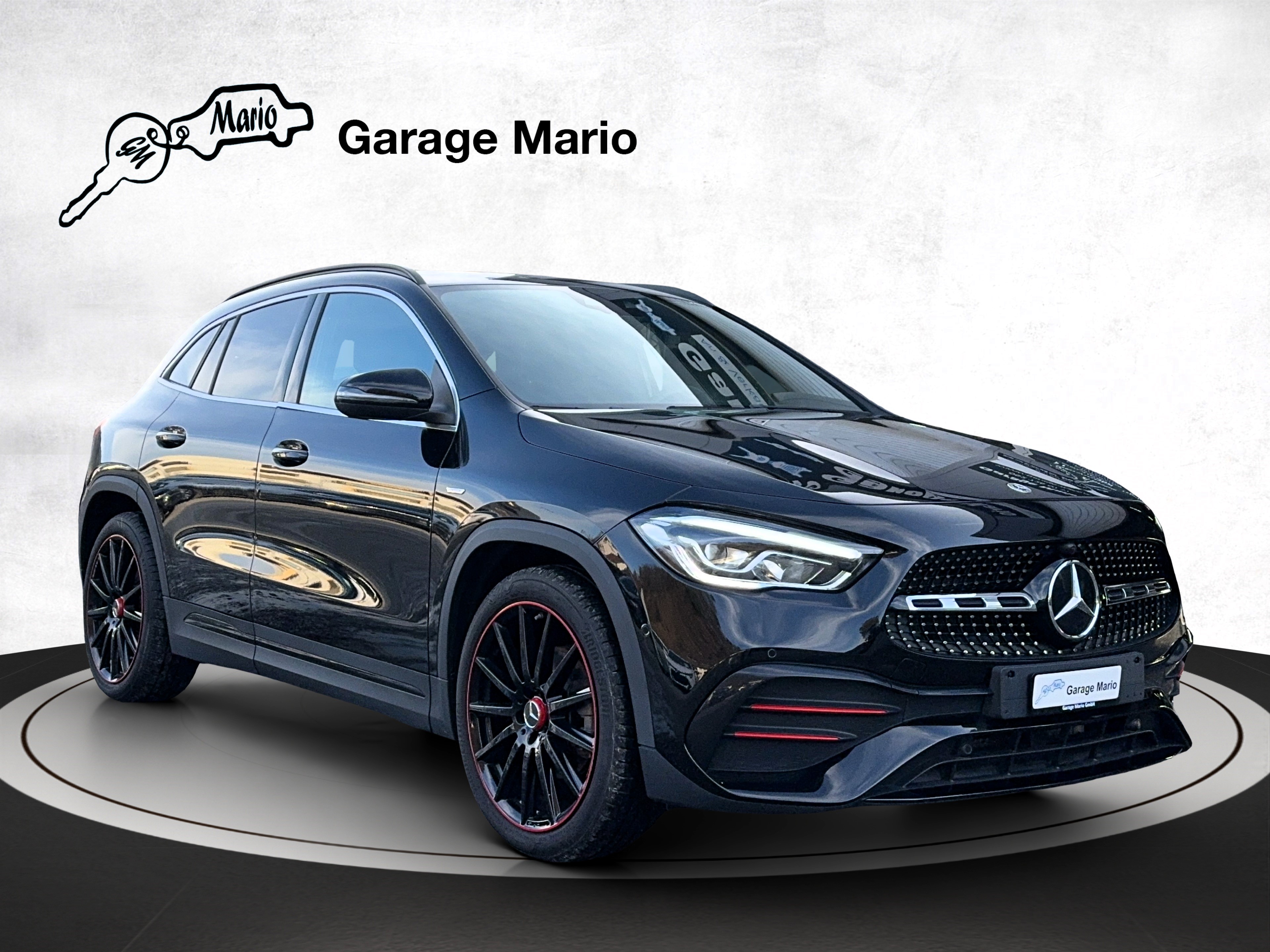 MERCEDES-BENZ GLA 200 Edition 1. 7G-DCT