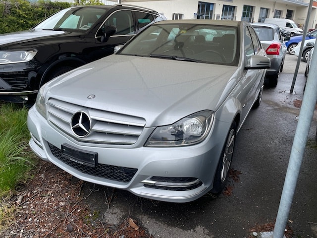 MERCEDES-BENZ C 250 7G-Tronic