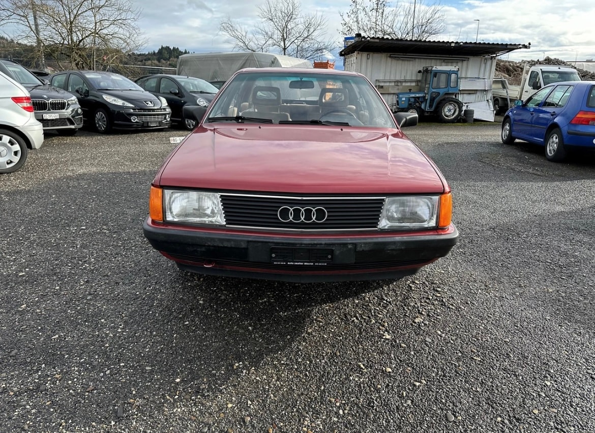 AUDI 100 2.2