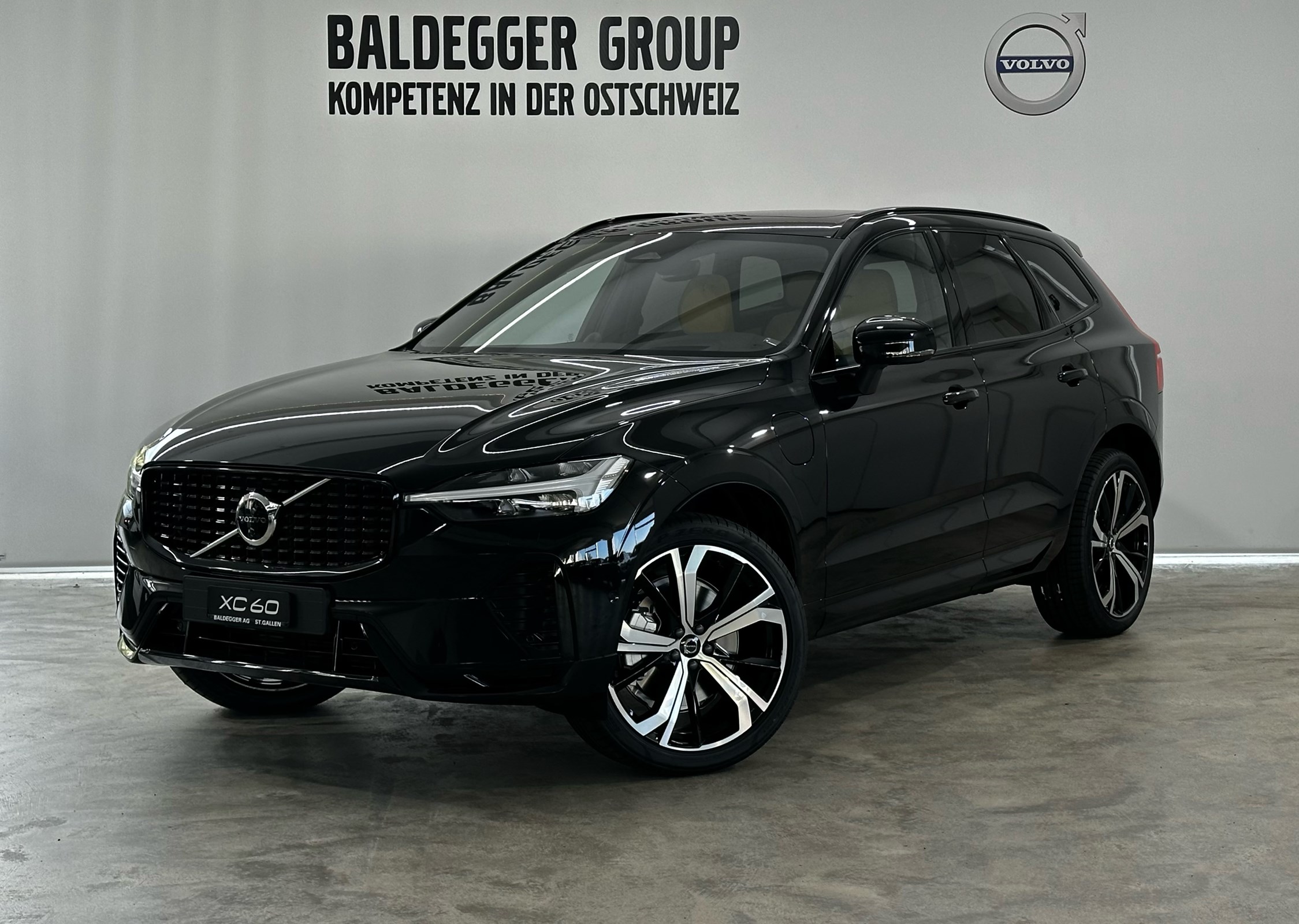 VOLVO XC60 2.0 T8 TE Ultra Dark eAWD