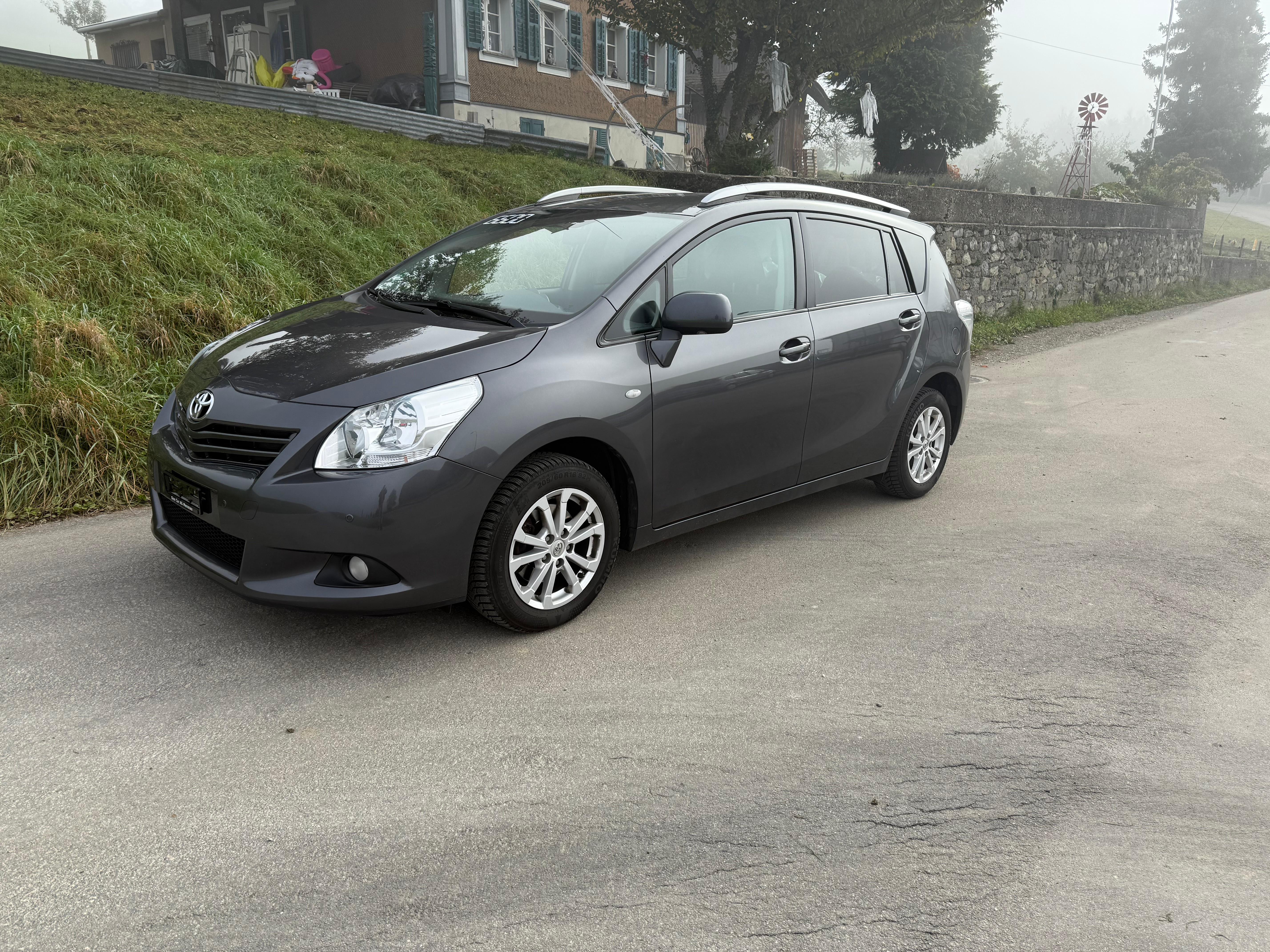 TOYOTA Verso 1.8 easy