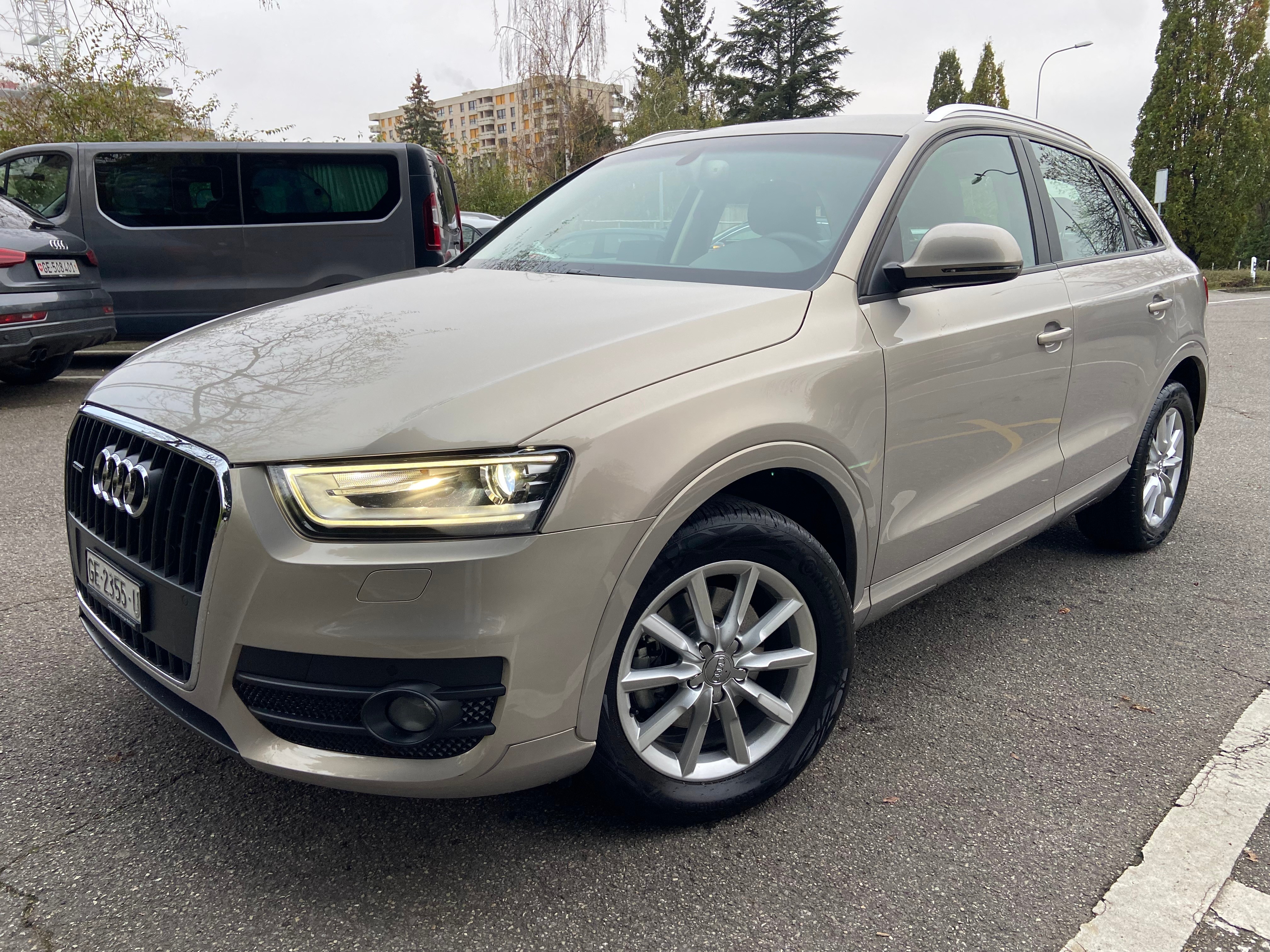 AUDI Q3 2.0 TFSI quattro S-tronic