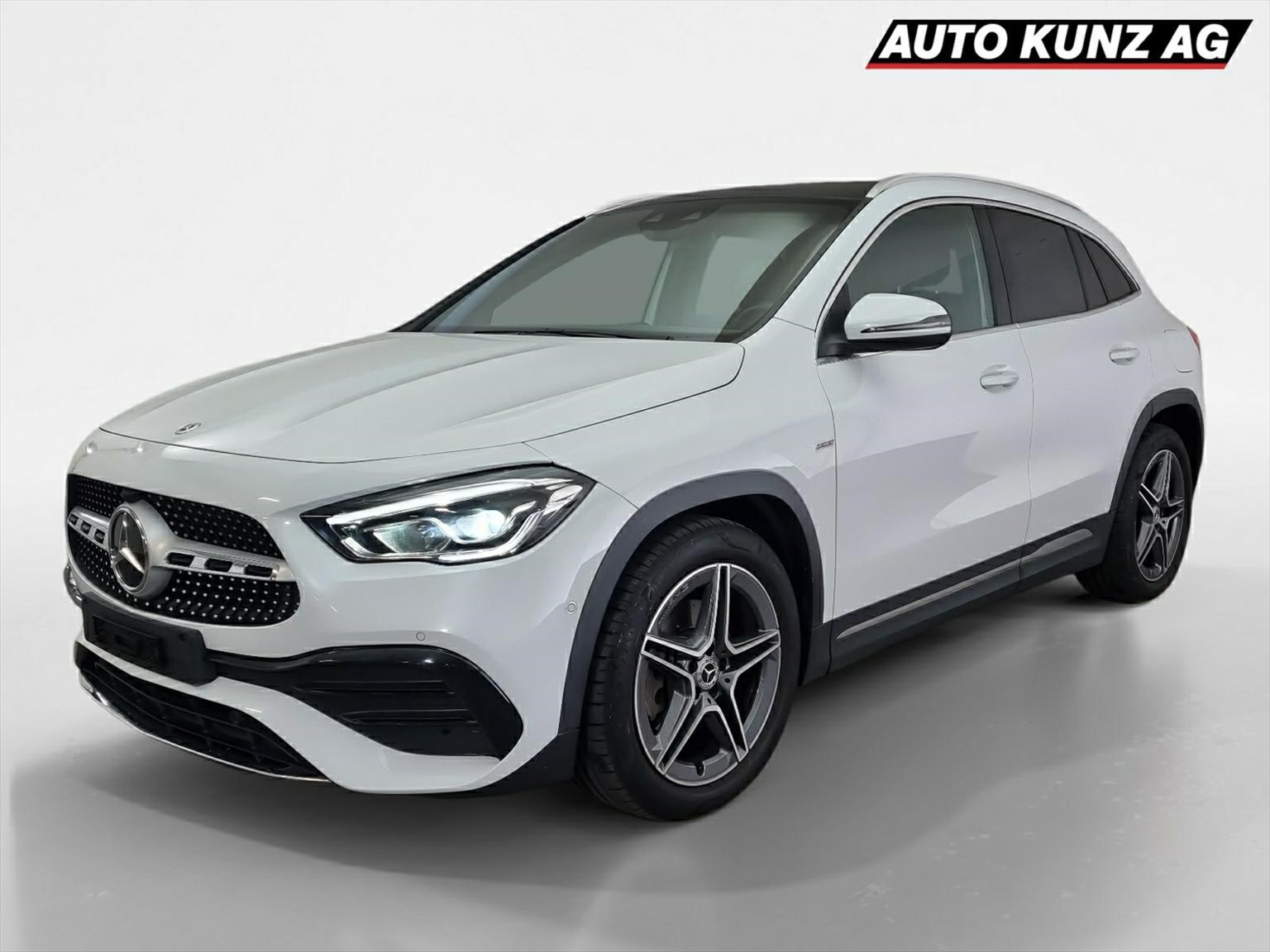 MERCEDES-BENZ GLA 250 AMG-Line 4Matic 8G-Speedshift DCT