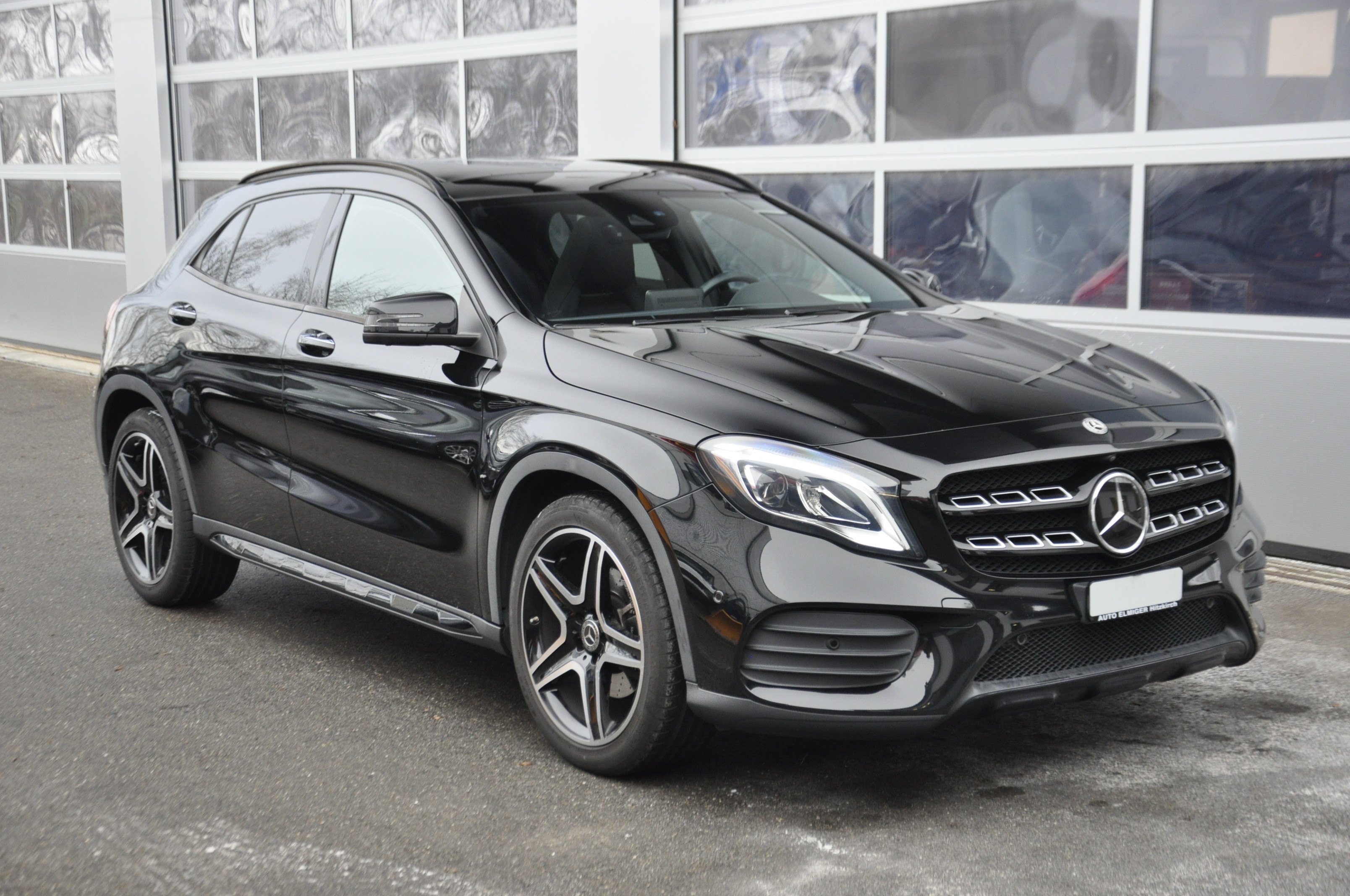 MERCEDES-BENZ GLA 250 AMG Line 4Matic 7G-DCT