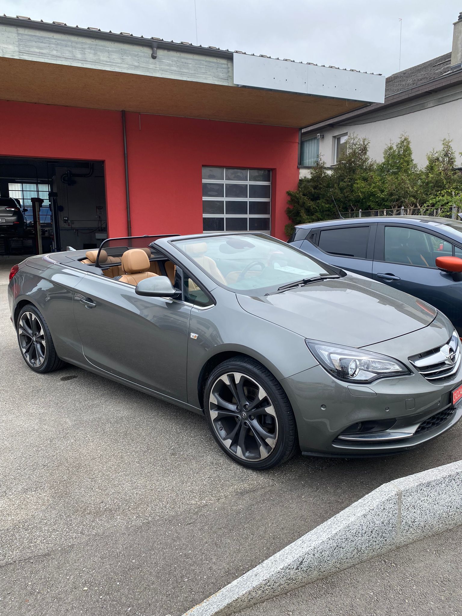 OPEL Cascada 1.6i 16V Cosmo